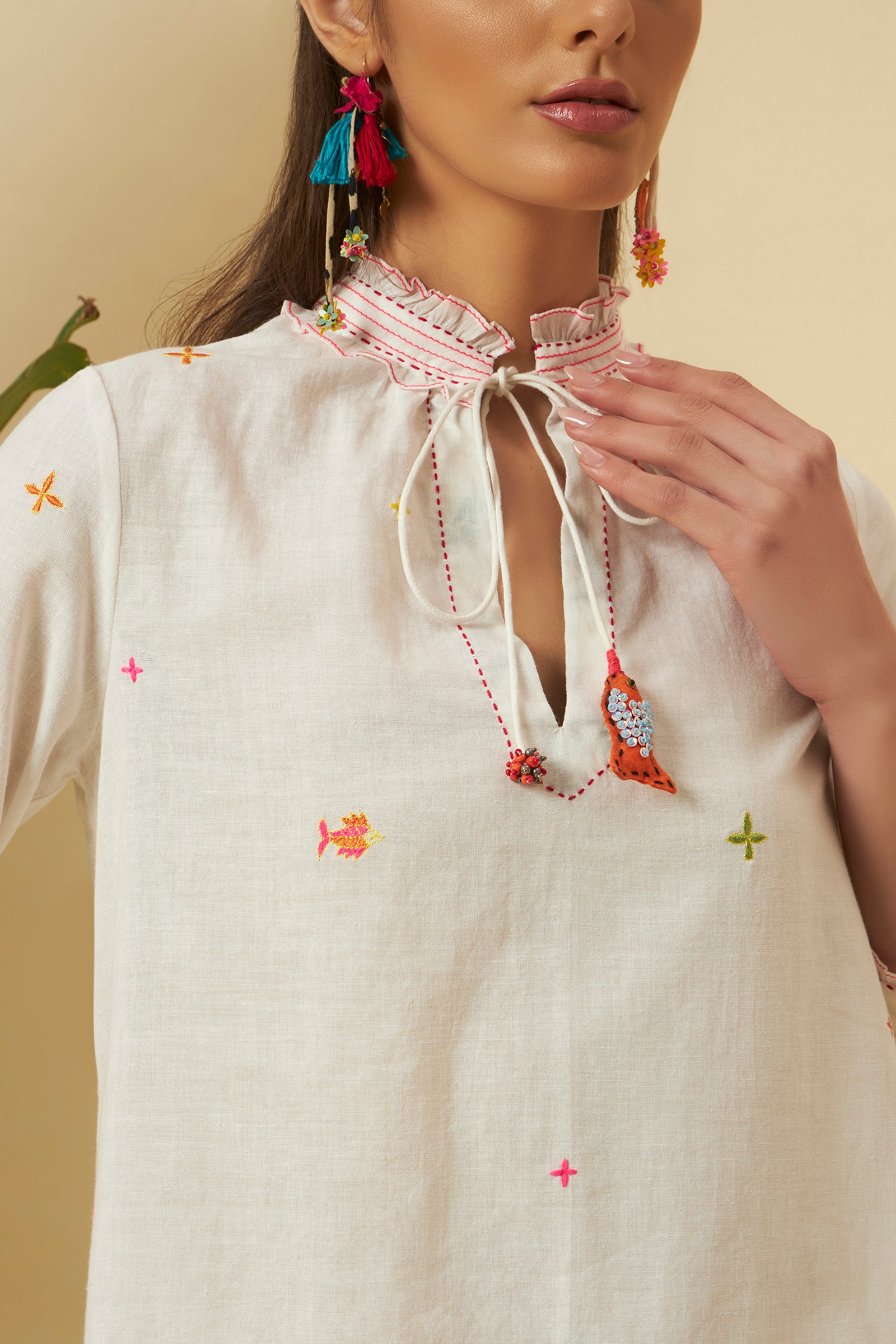 IVORY TIE UP SHIRT TOP