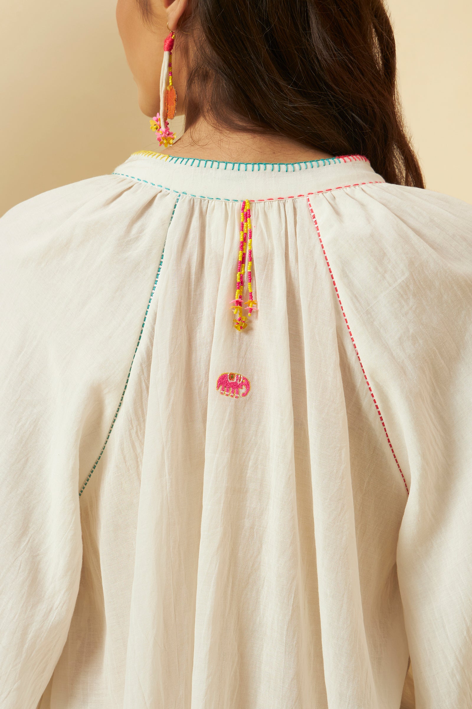 IVORY RAGLAN SLEEVES TOP