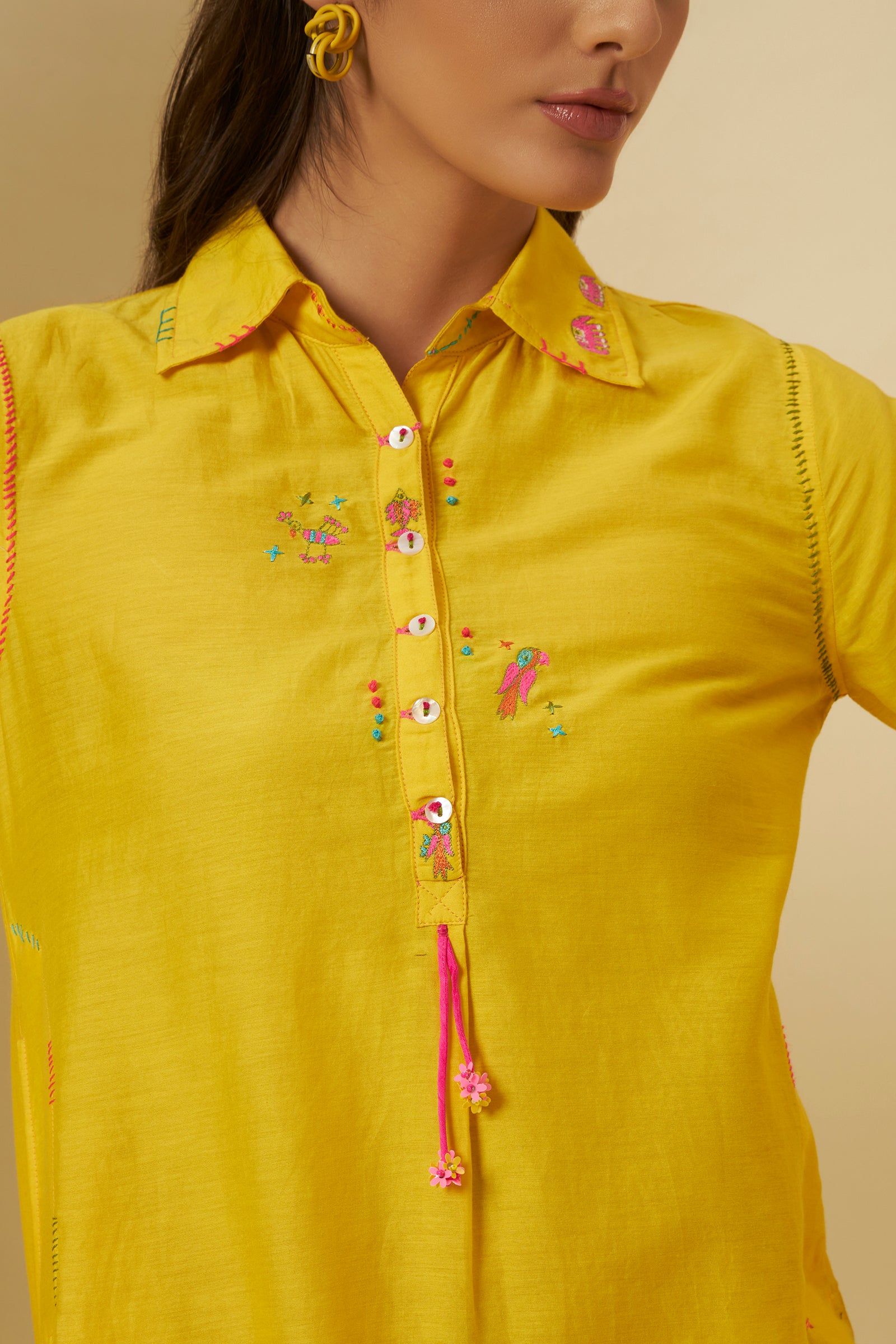 YELLOW APPLE CUT SHIRT TOP