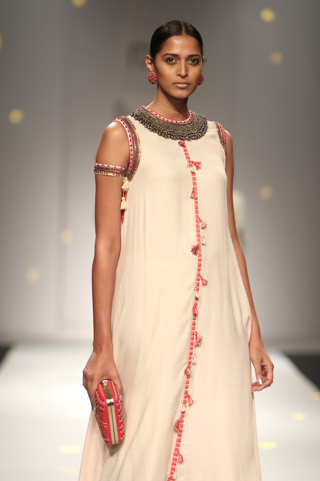 Asymmetric kurta with gathered skirt
