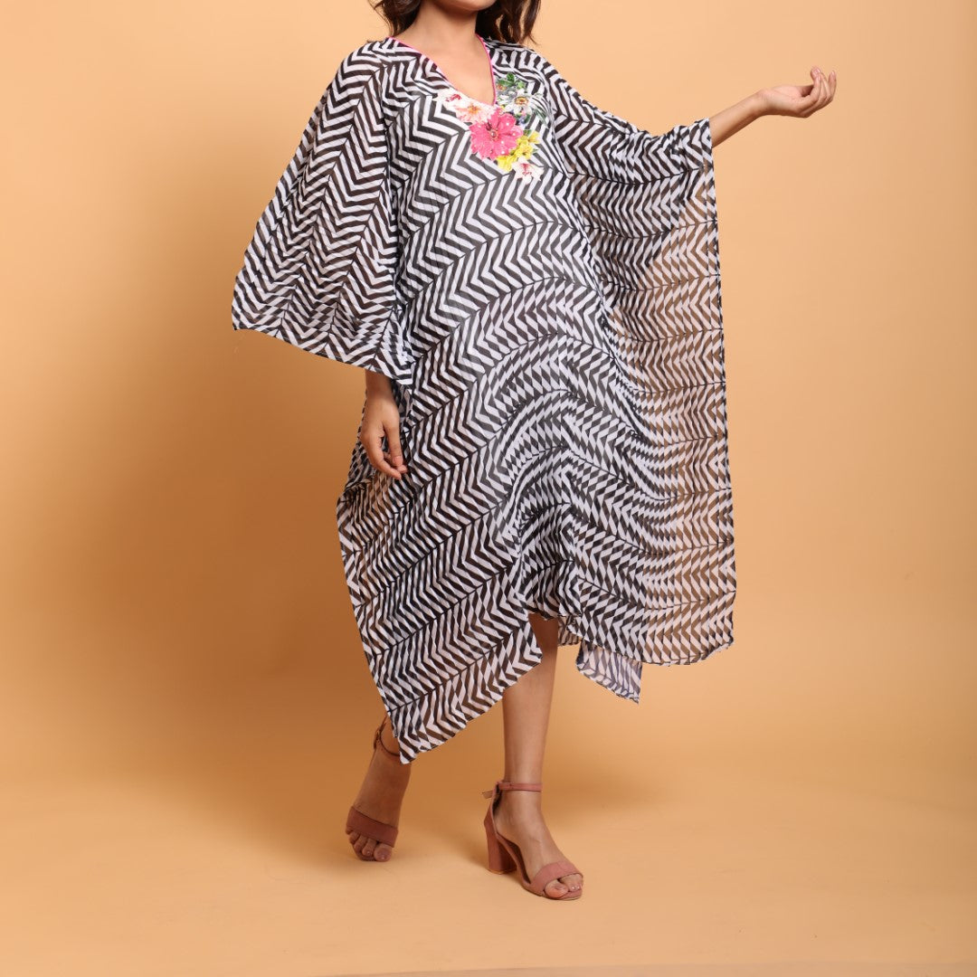 Black white leheriya floral embroidered kaftan