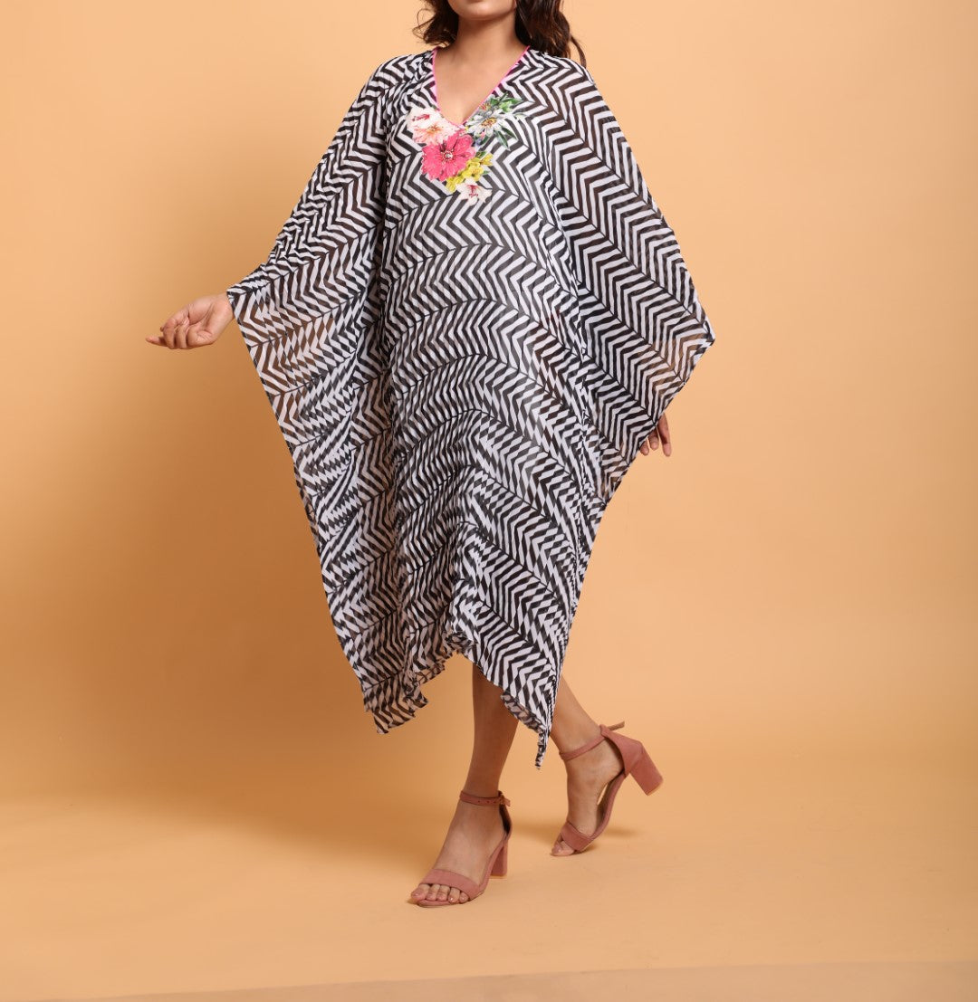 Black white leheriya floral embroidered kaftan