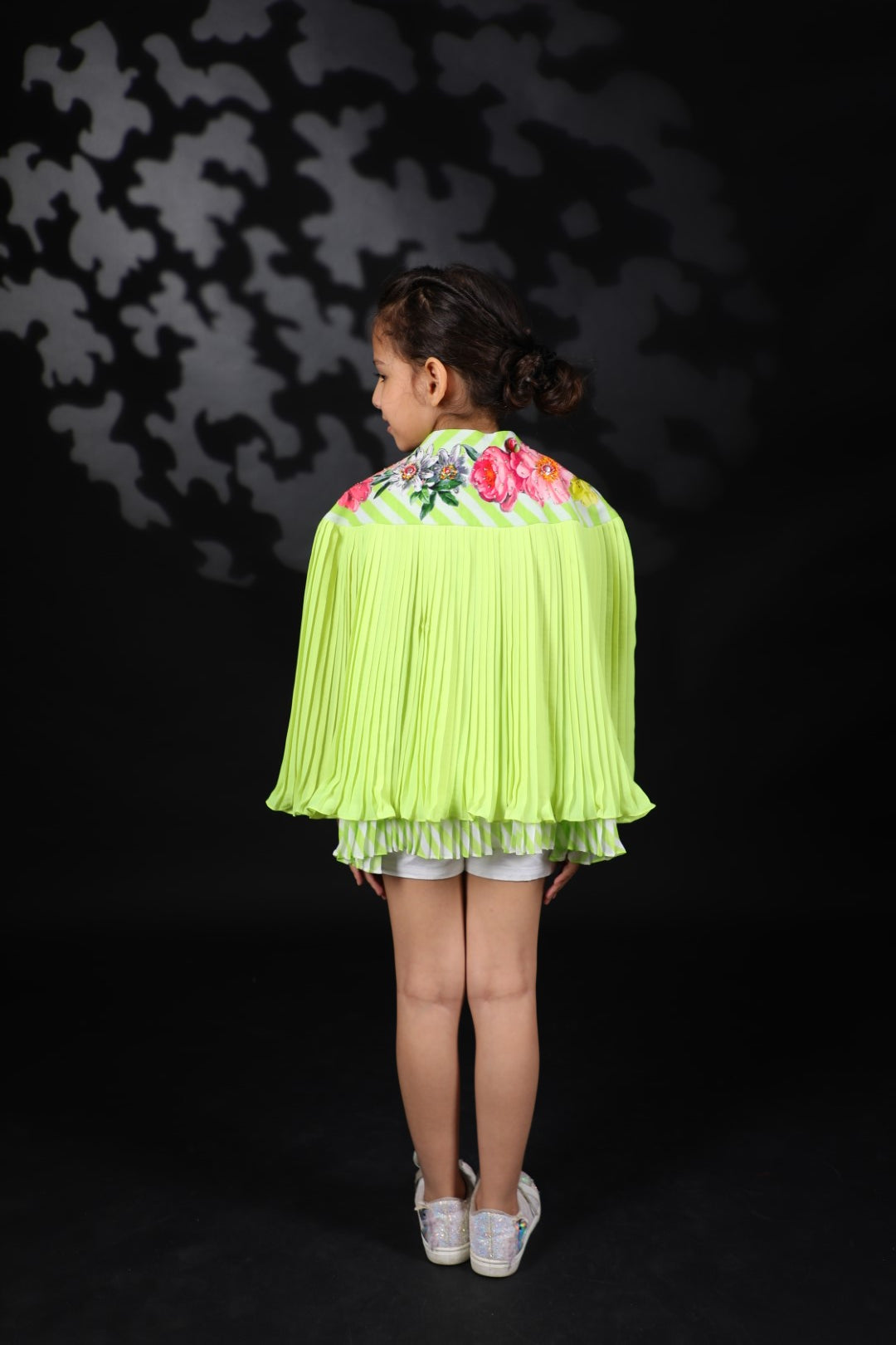 Totiya Lime Pleated Ggt Cape with Lehariya Inner