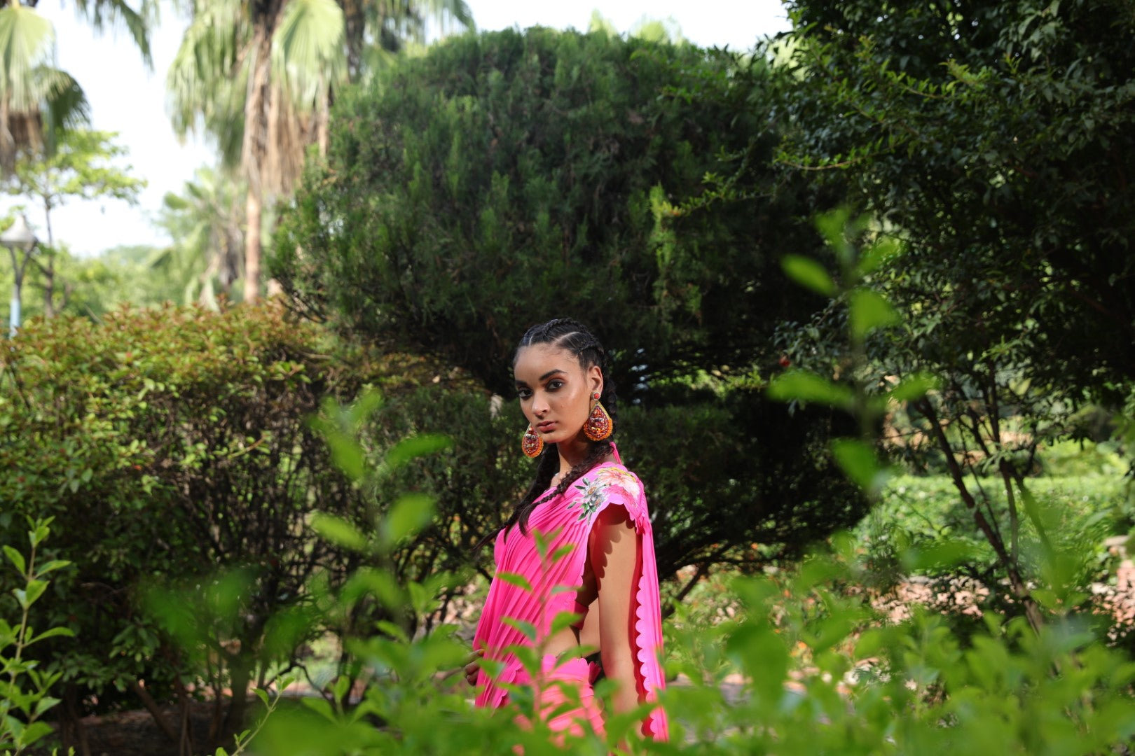 Lime pre-pleated ggt saree with pink palla with pink unstitched blouse fabric