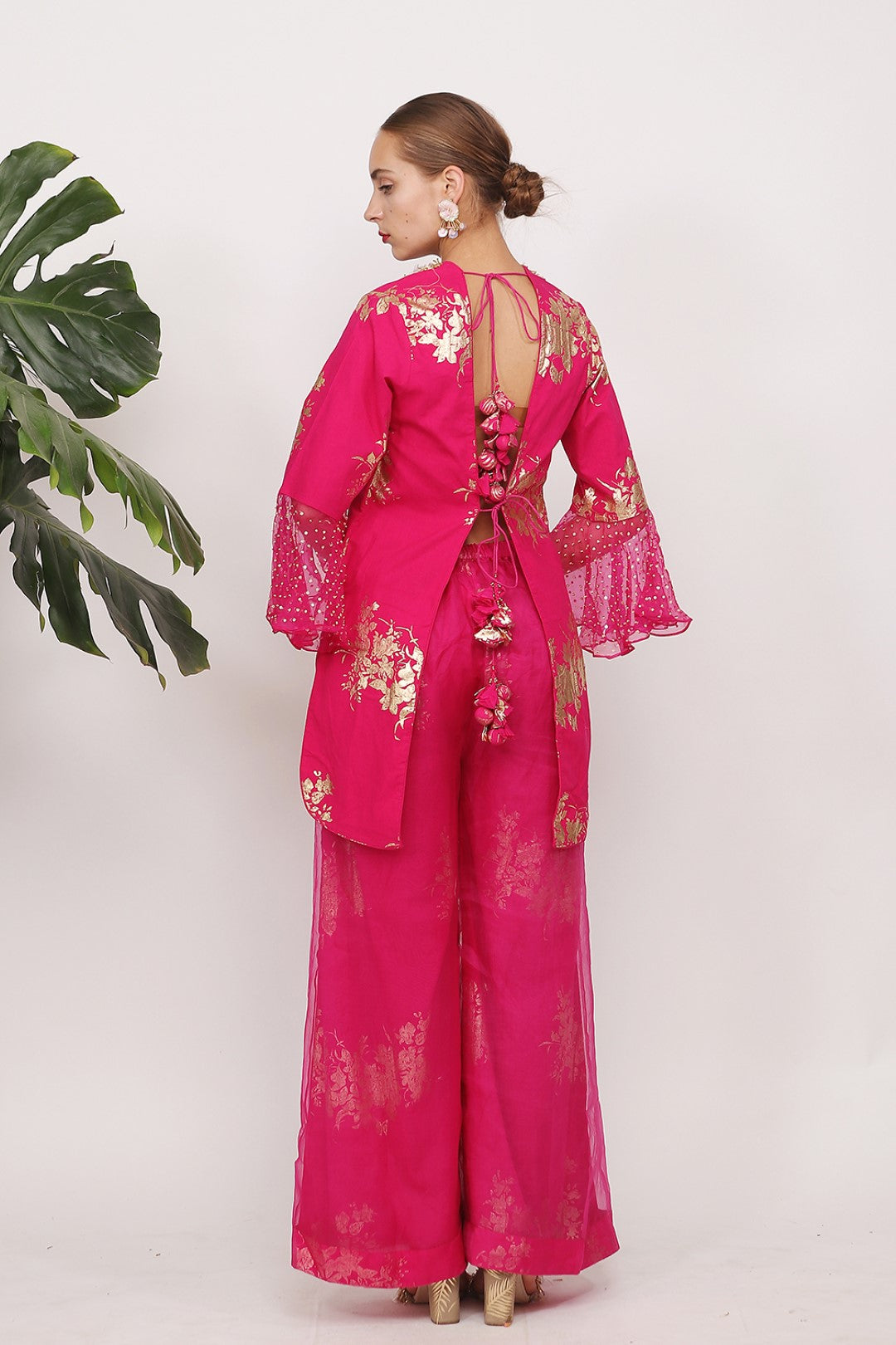 SHORT APPLE CUT BACK OPEN  EMBRPOIDERED TUNIC WITH  DOUBLE LAYER PLAZO