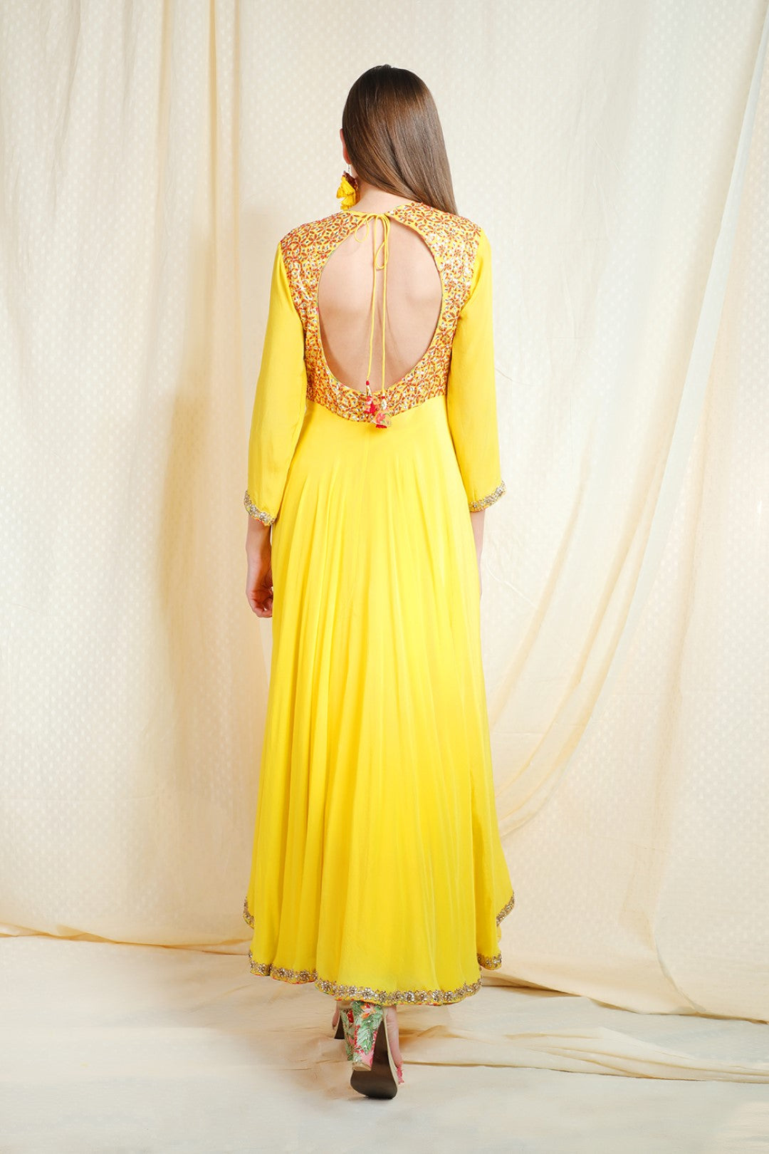 pitambri crepe kalidaar with net embroided dupatta