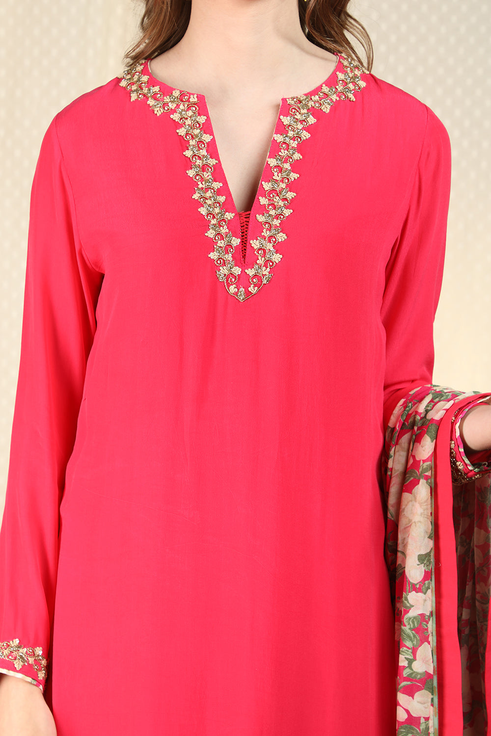 fusia pink crepe kurta and sharara and dupatta