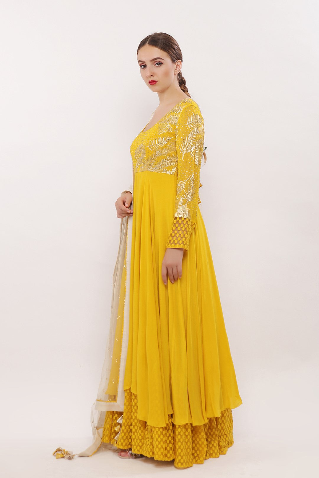 ASYMMETRICAL  ANARKALI WITH  NET FRILLS ALONG CHUDIDAAR AND DUPATTA