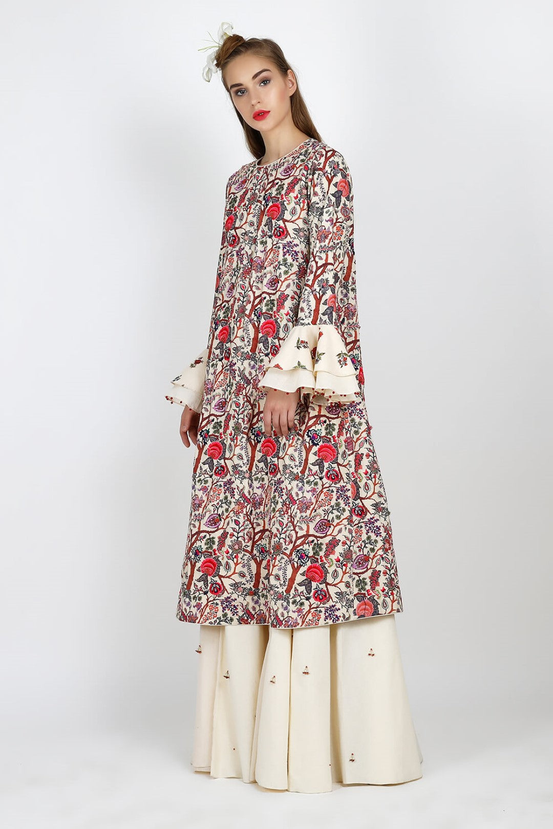 backless jacket with wide leg khadi pants