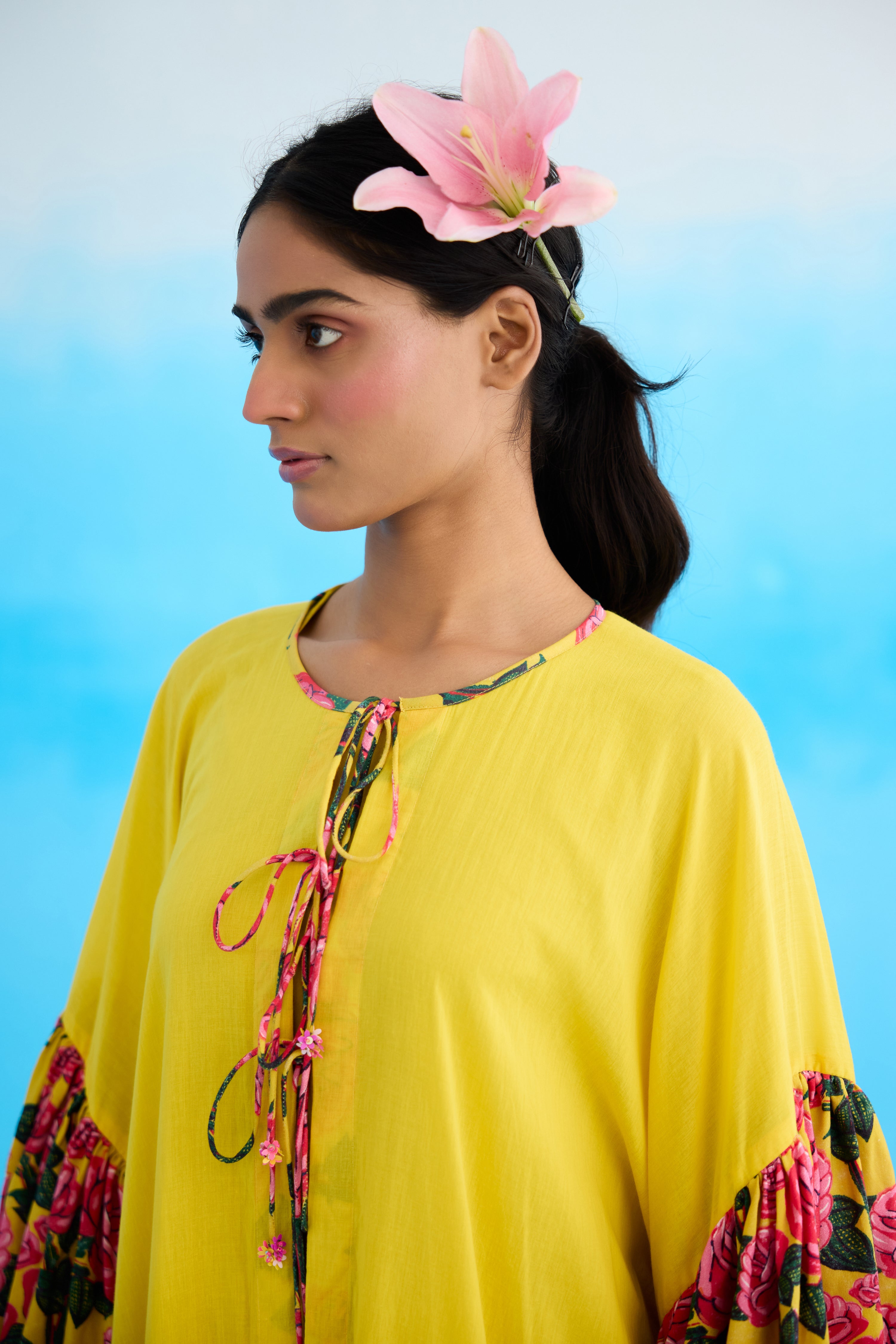 Yellow frill overgarment