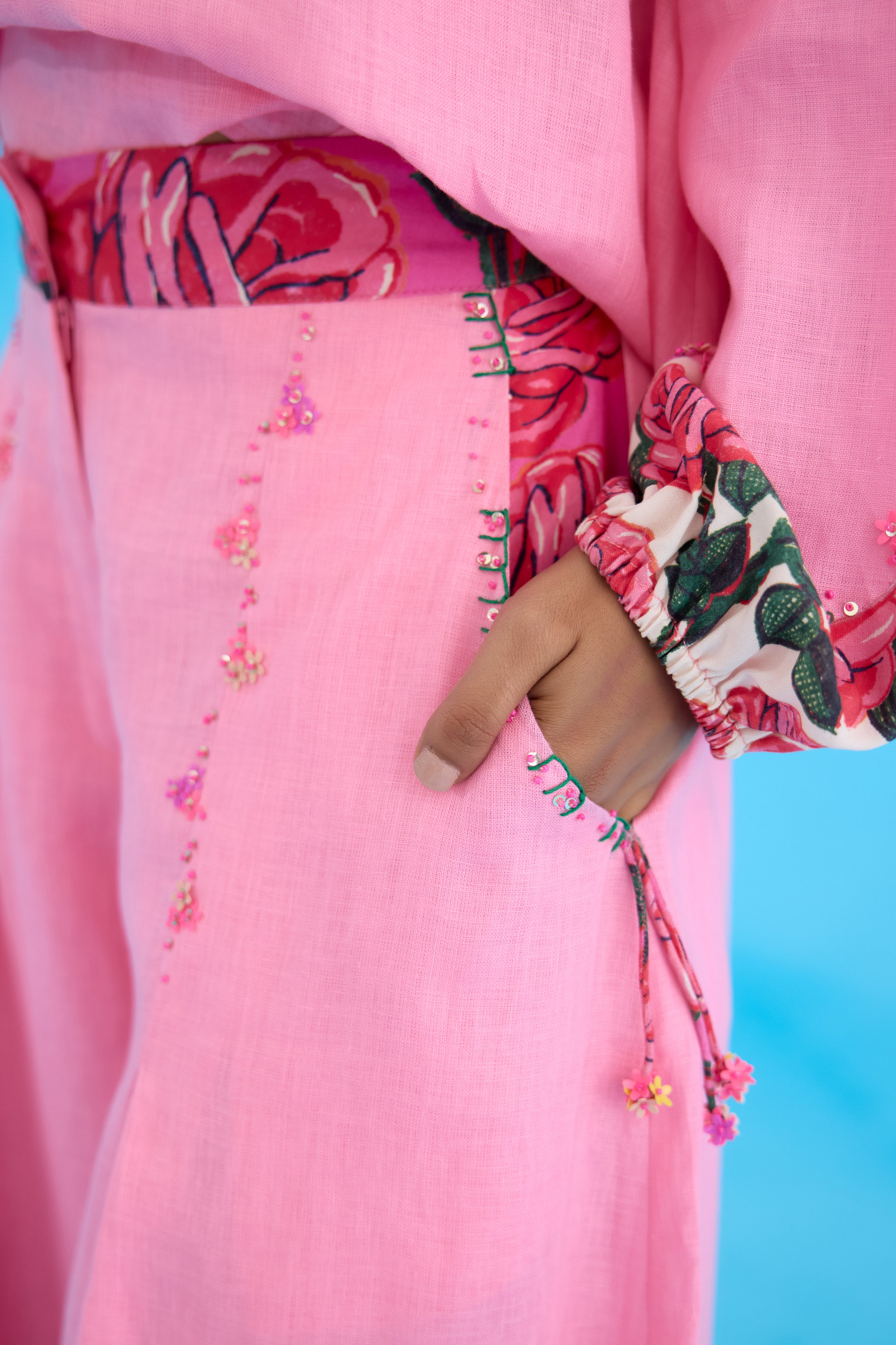 Pink rose baggy pants