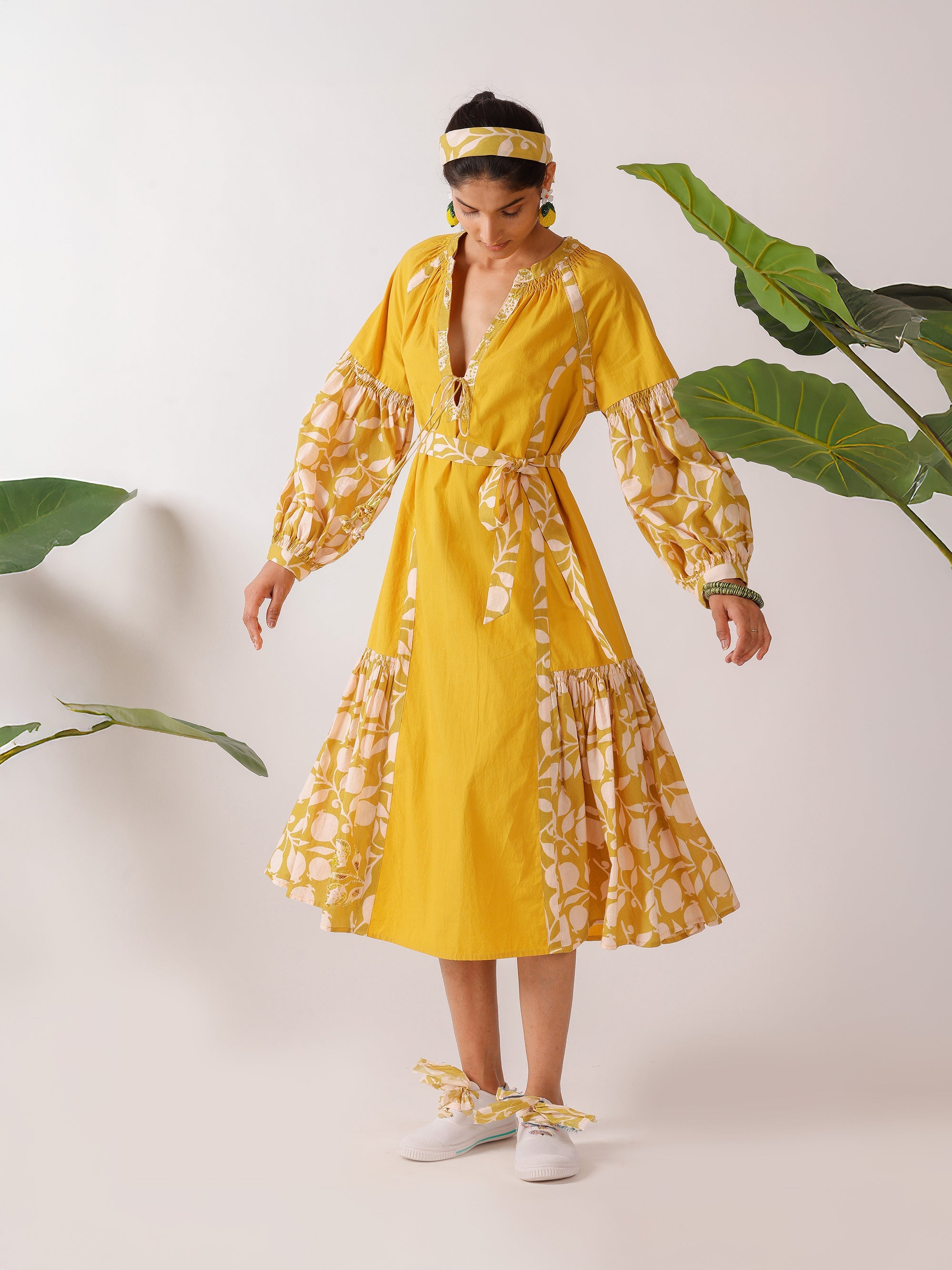 DRESS
