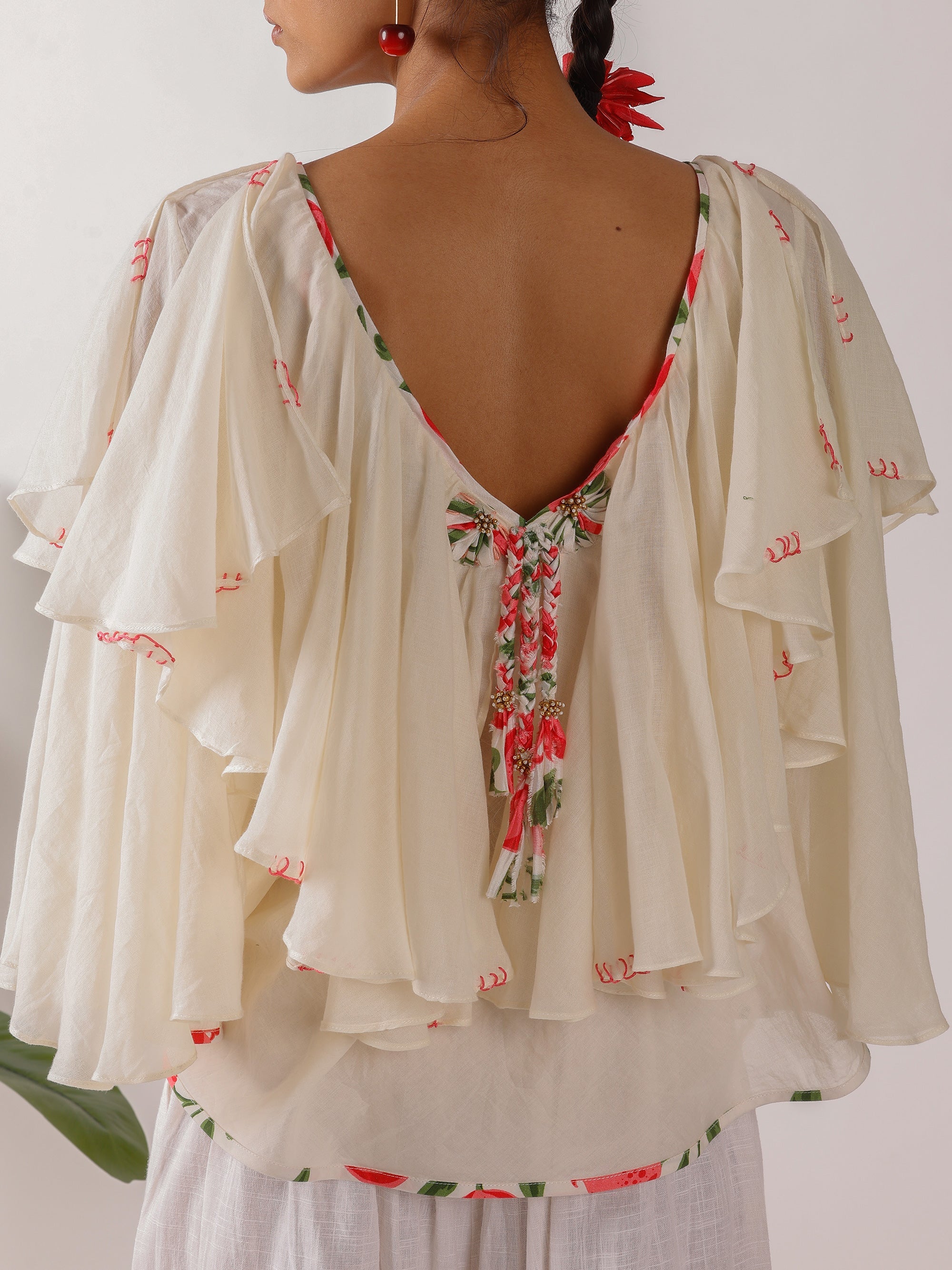 RUFFLE TOP