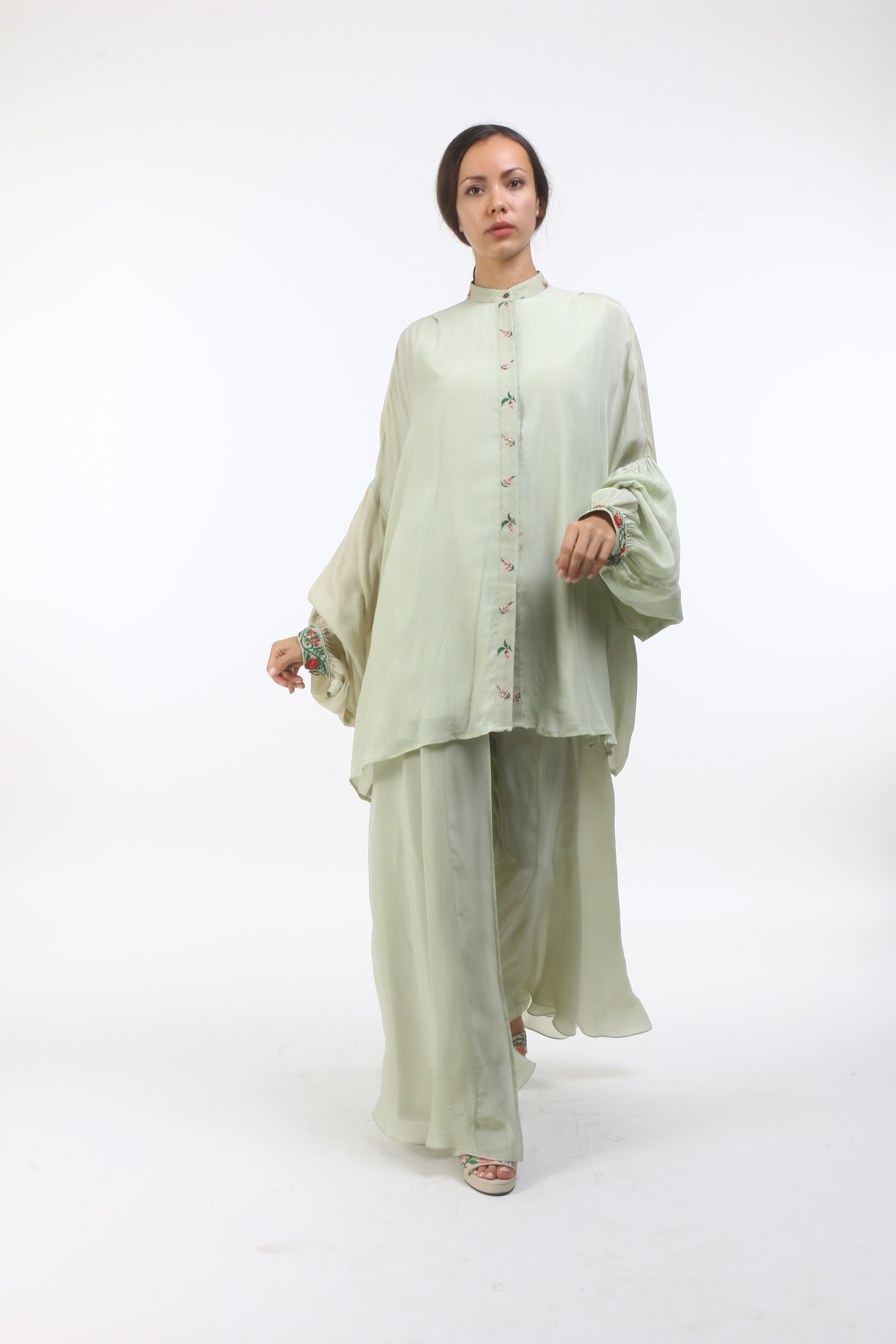 Bloom antique jade ballon sleeved top in crepe, with bouquet & mumtaz bel print details.