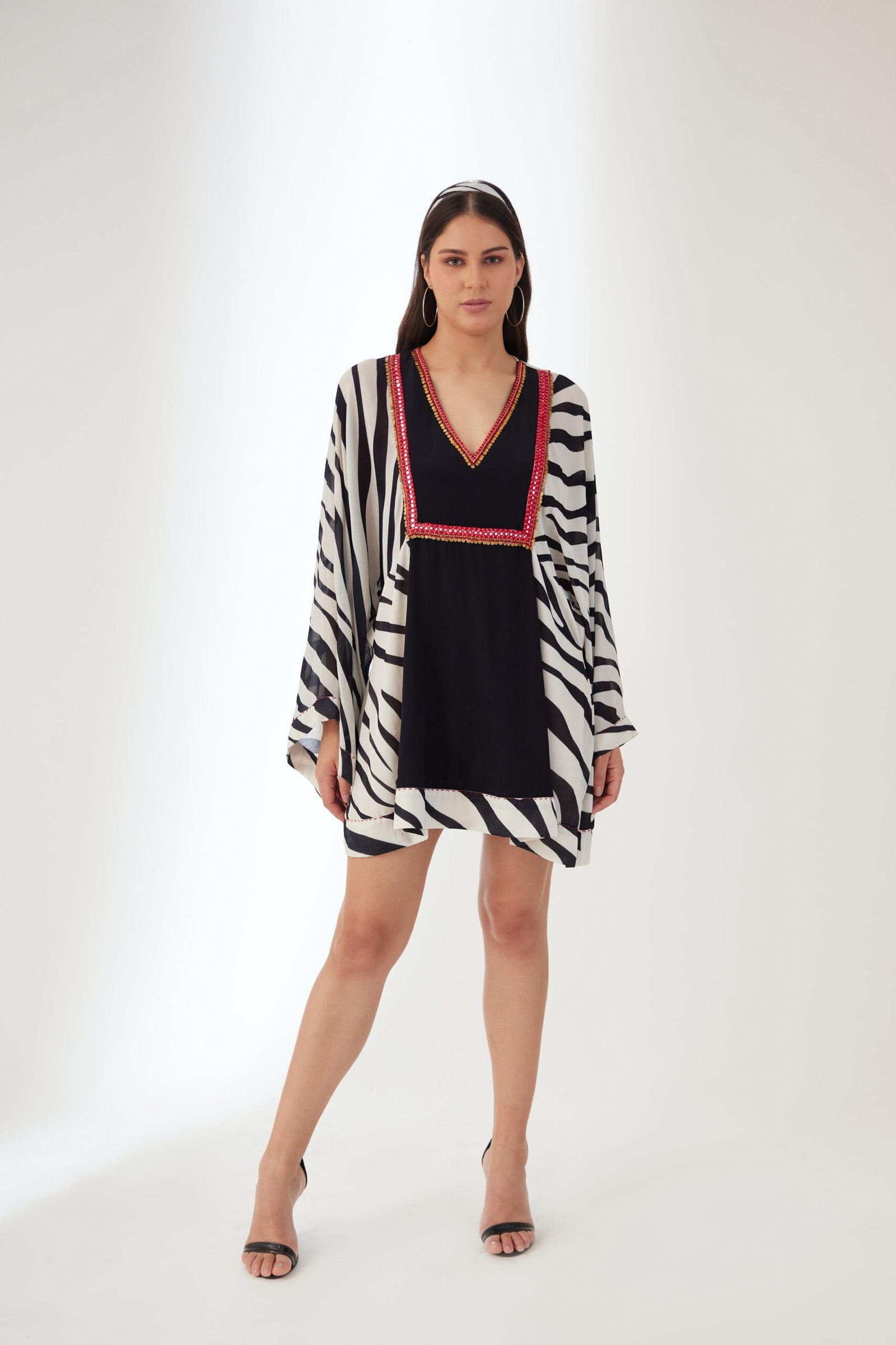 Black N White V-neck Dress