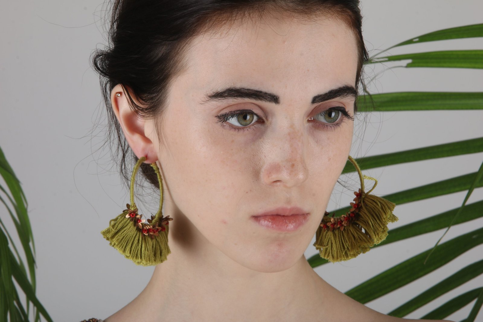 Big hoop earings with fringes
