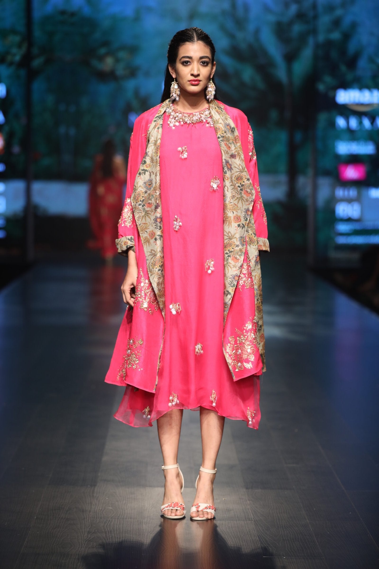 gold printed fully embroidred jacket with embroidred tunic