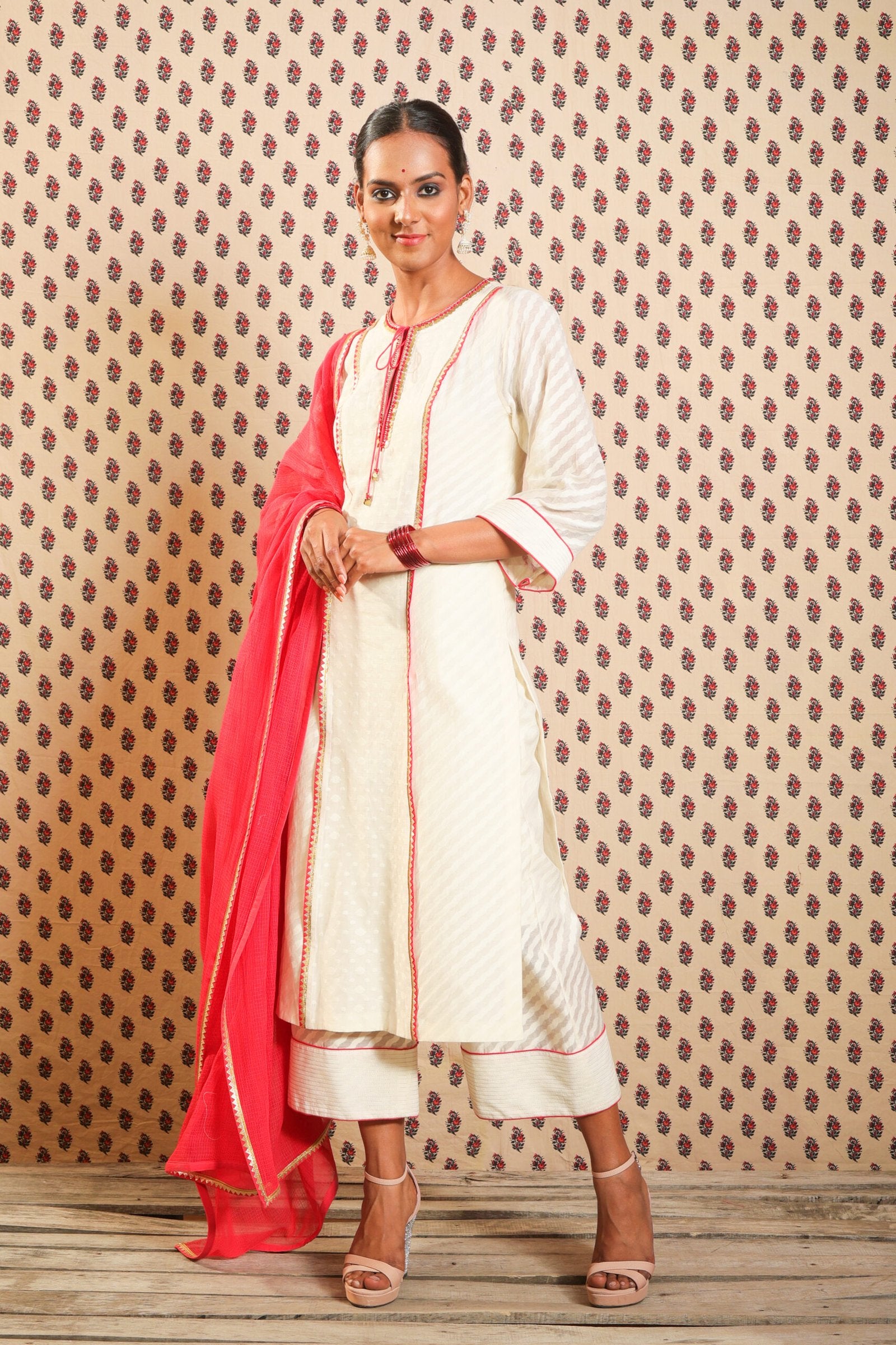 Ivory hand woven chanderi kurta with pants and dupatta