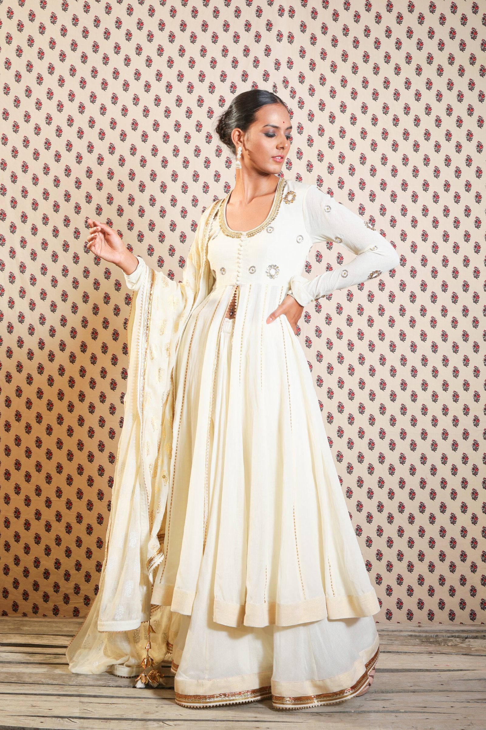 Ivory hand woven jamdani cotton kalidar set with skirt and dupatta
