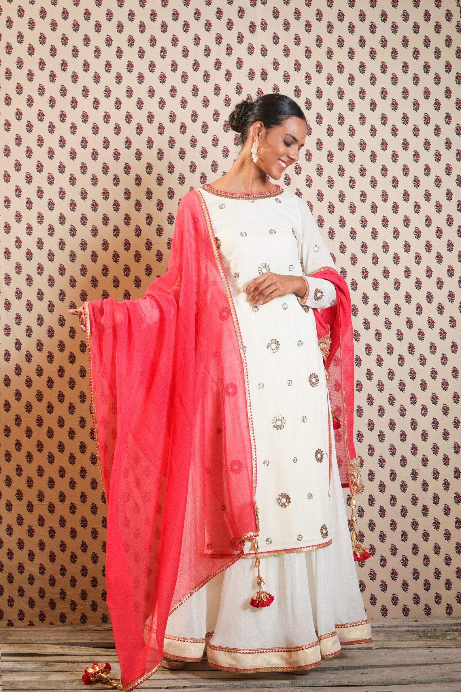 Ivory hand woven jamdani cotton kurta set with skirt and red dupatta