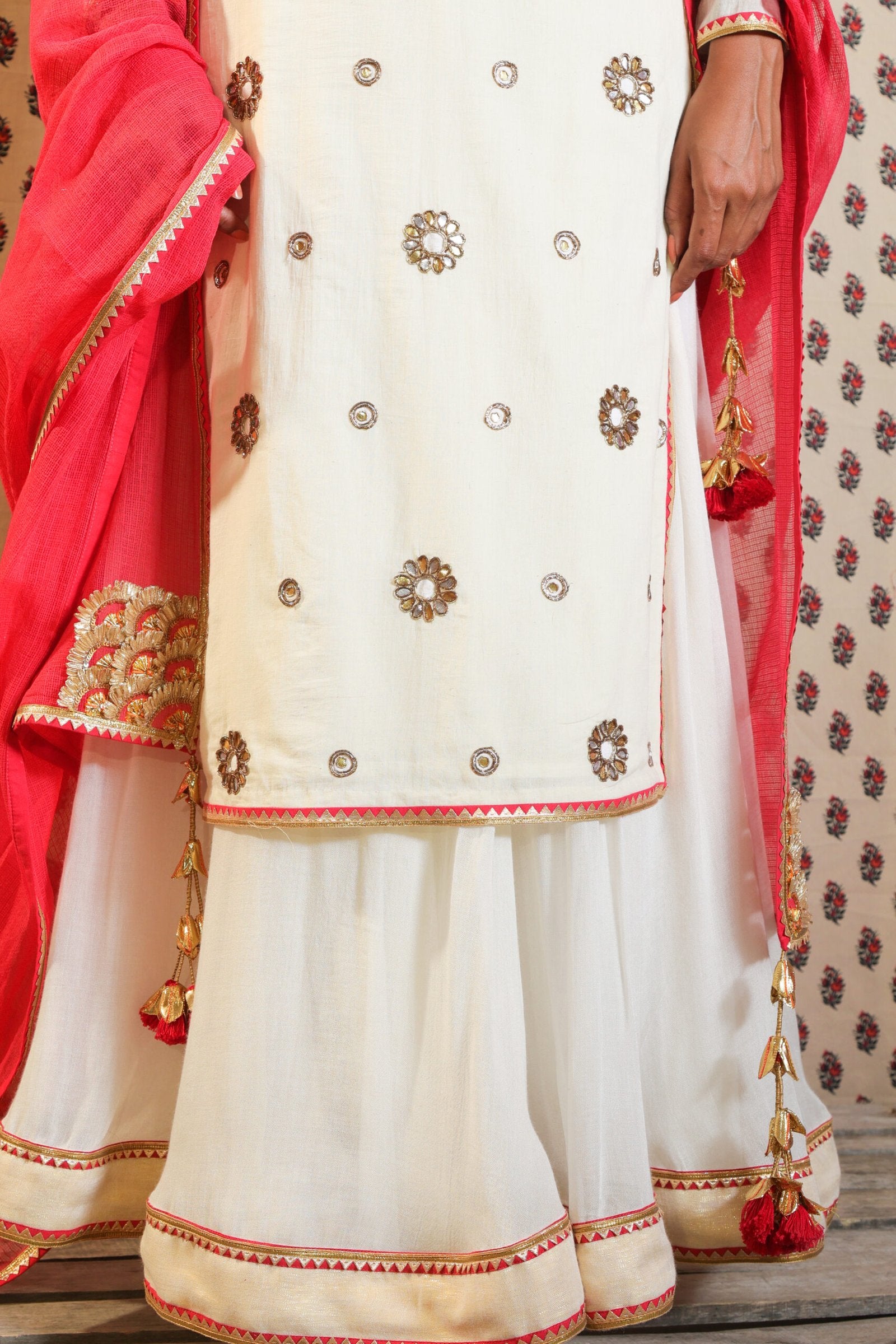 Ivory hand woven jamdani cotton kurta set with skirt and red dupatta
