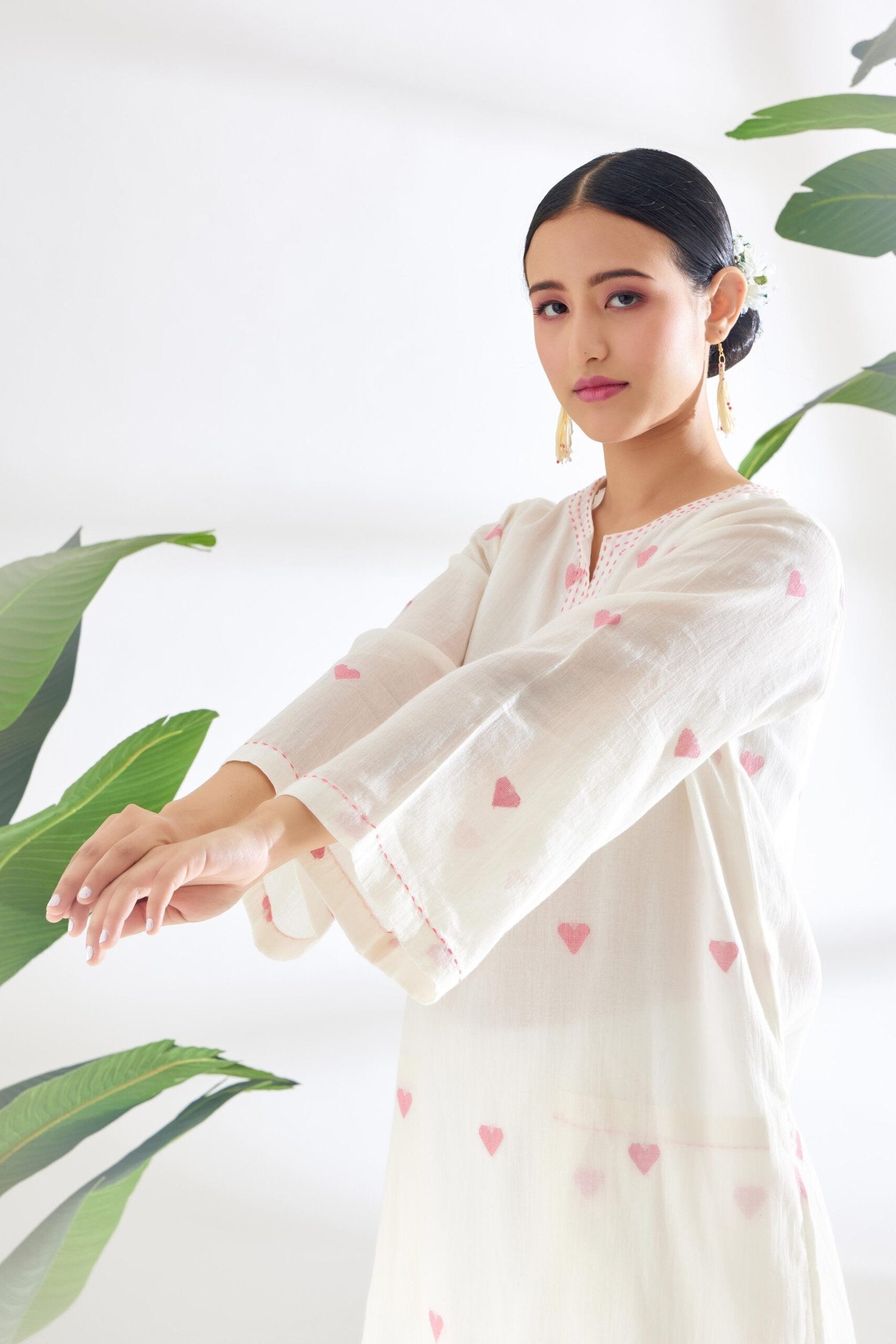 Cream Hand woven Heart Jamdani Tunic