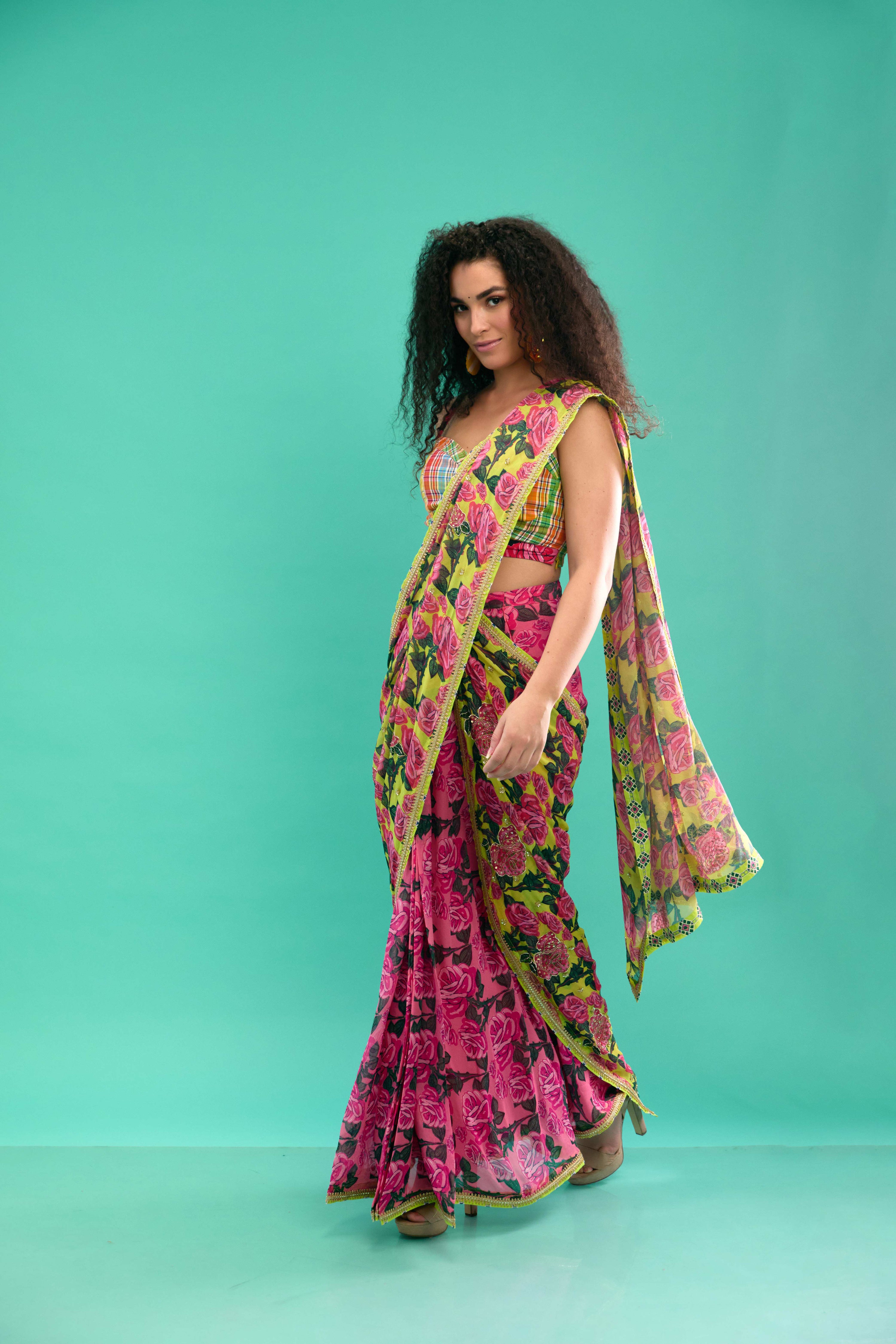 FLORAL PRINTED GEORGETTE SAREE WITH MADRAS CHECK BLOUSE