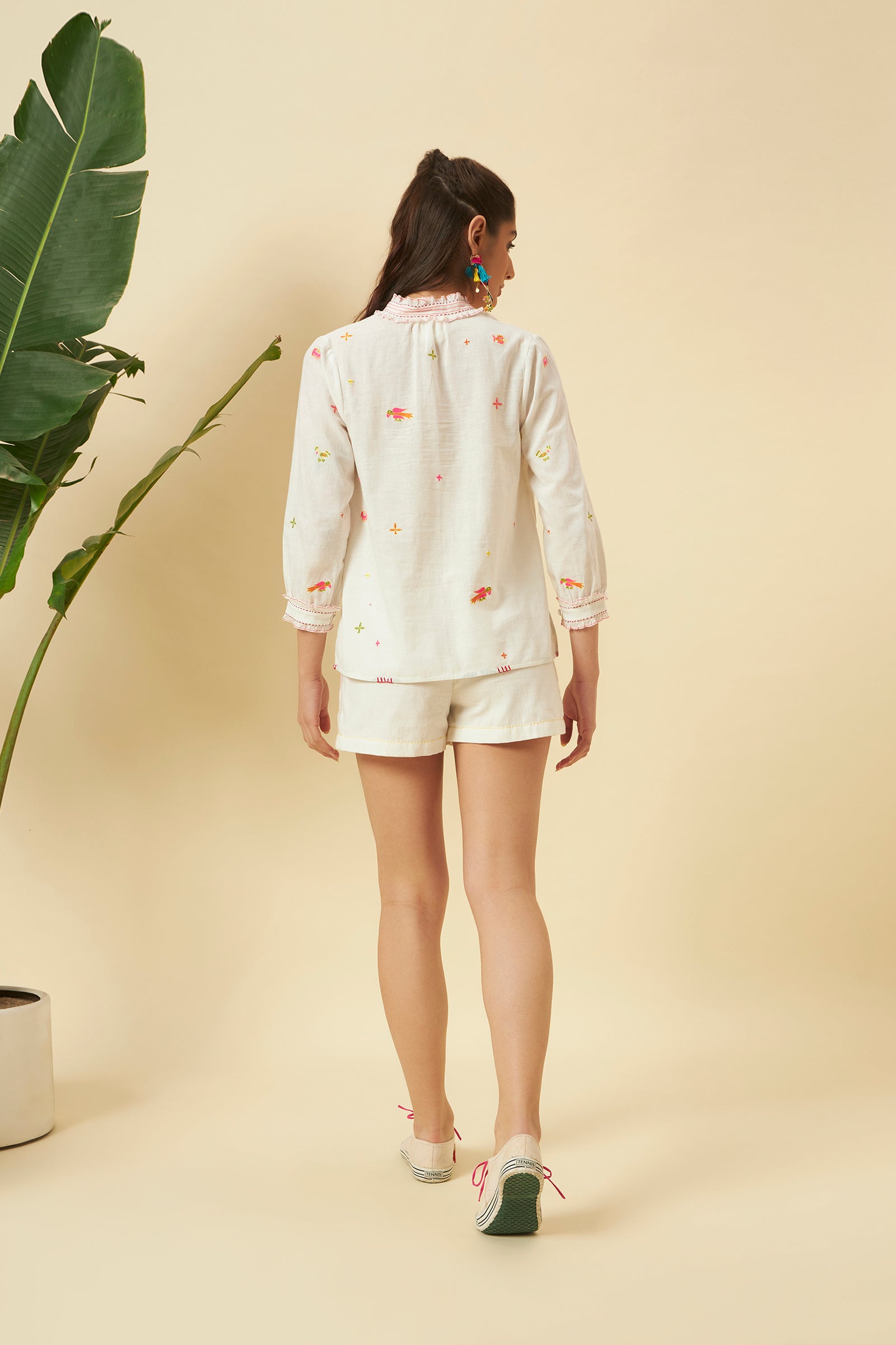 IVORY TIE UP SHIRT TOP