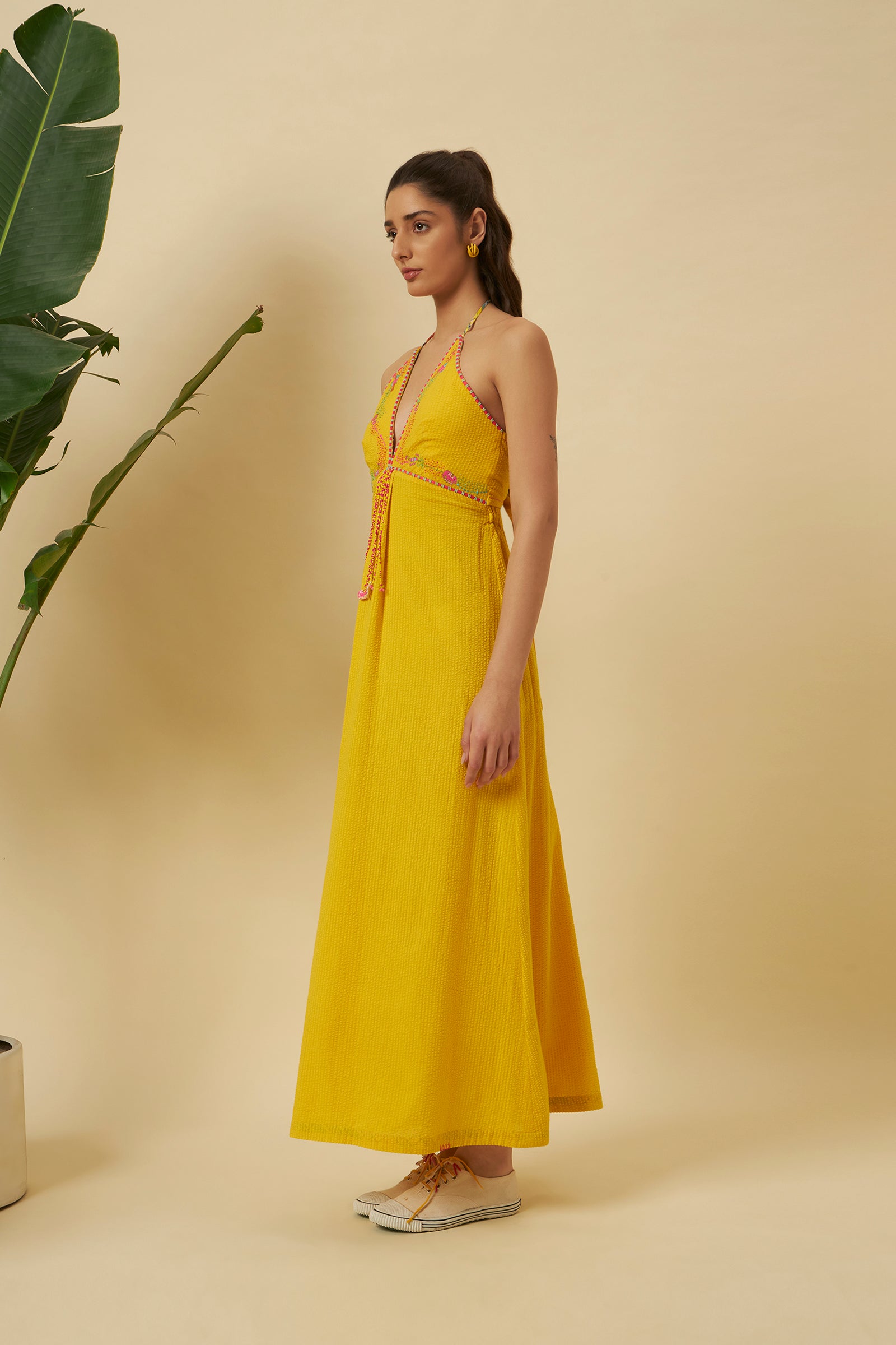 YELLOW SEERSUCKER HALTER TIE UP DRESS