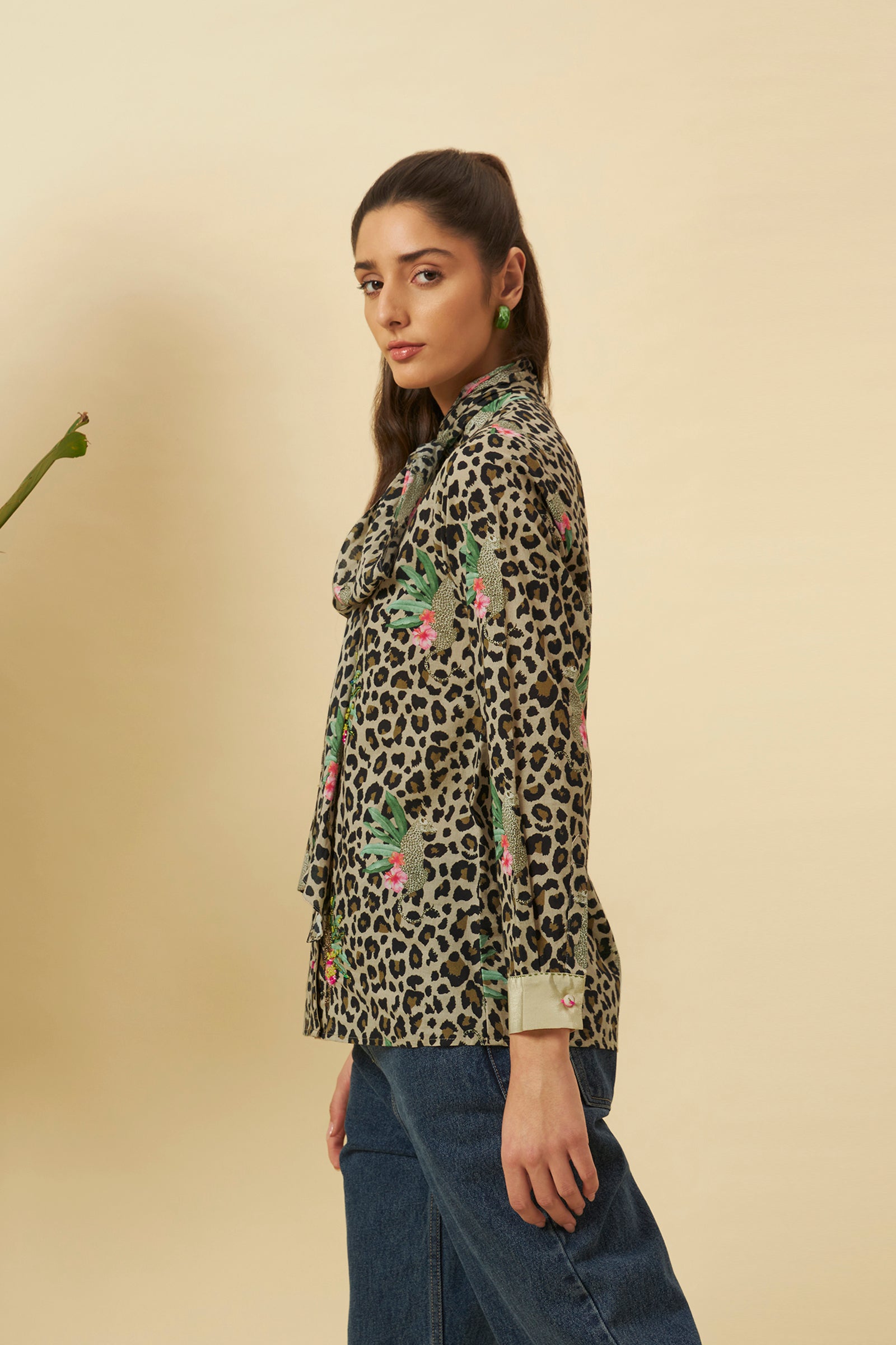 LEOPARD PRINT BOW TIE TOP