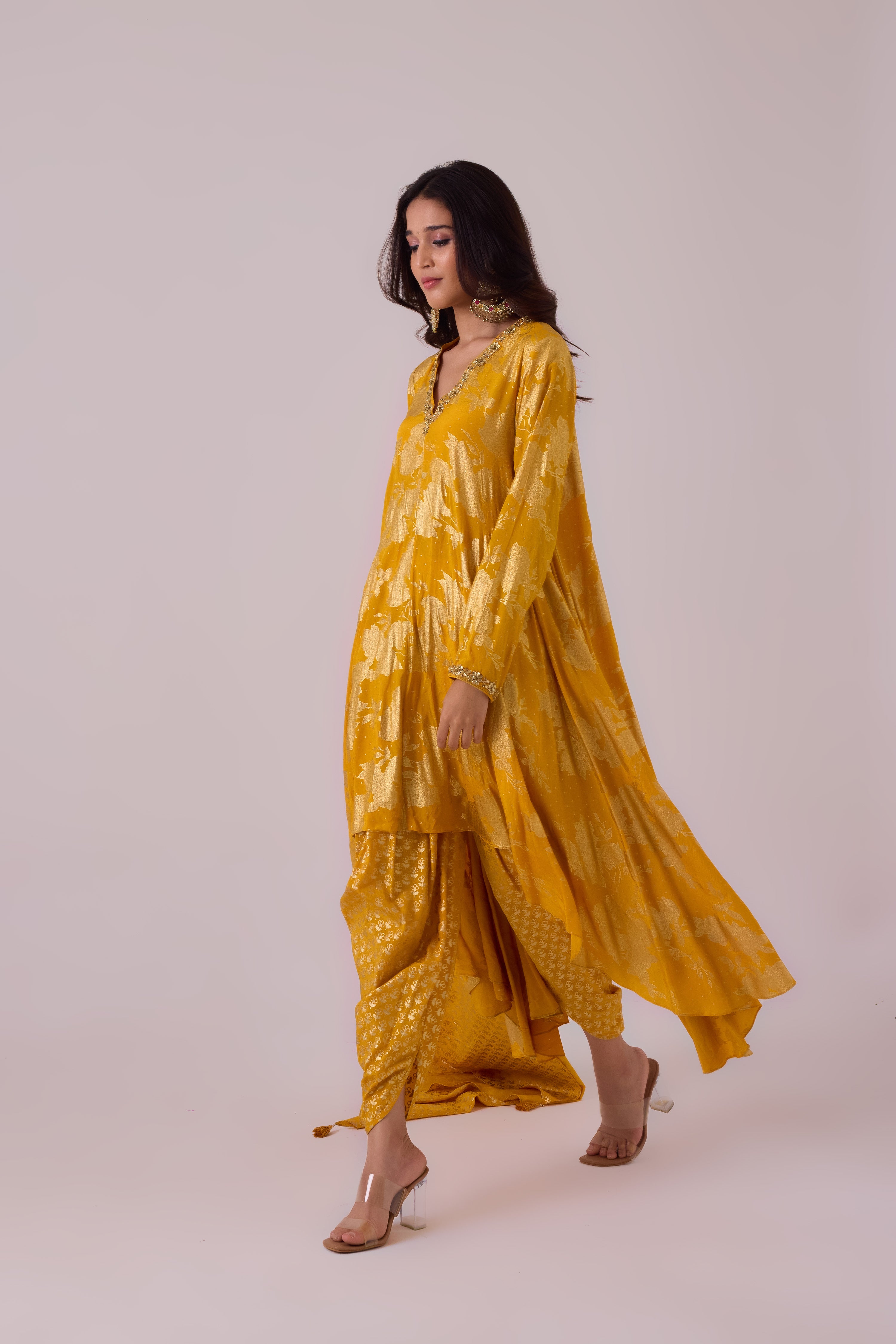 Long asymmetrical foil printed kurta