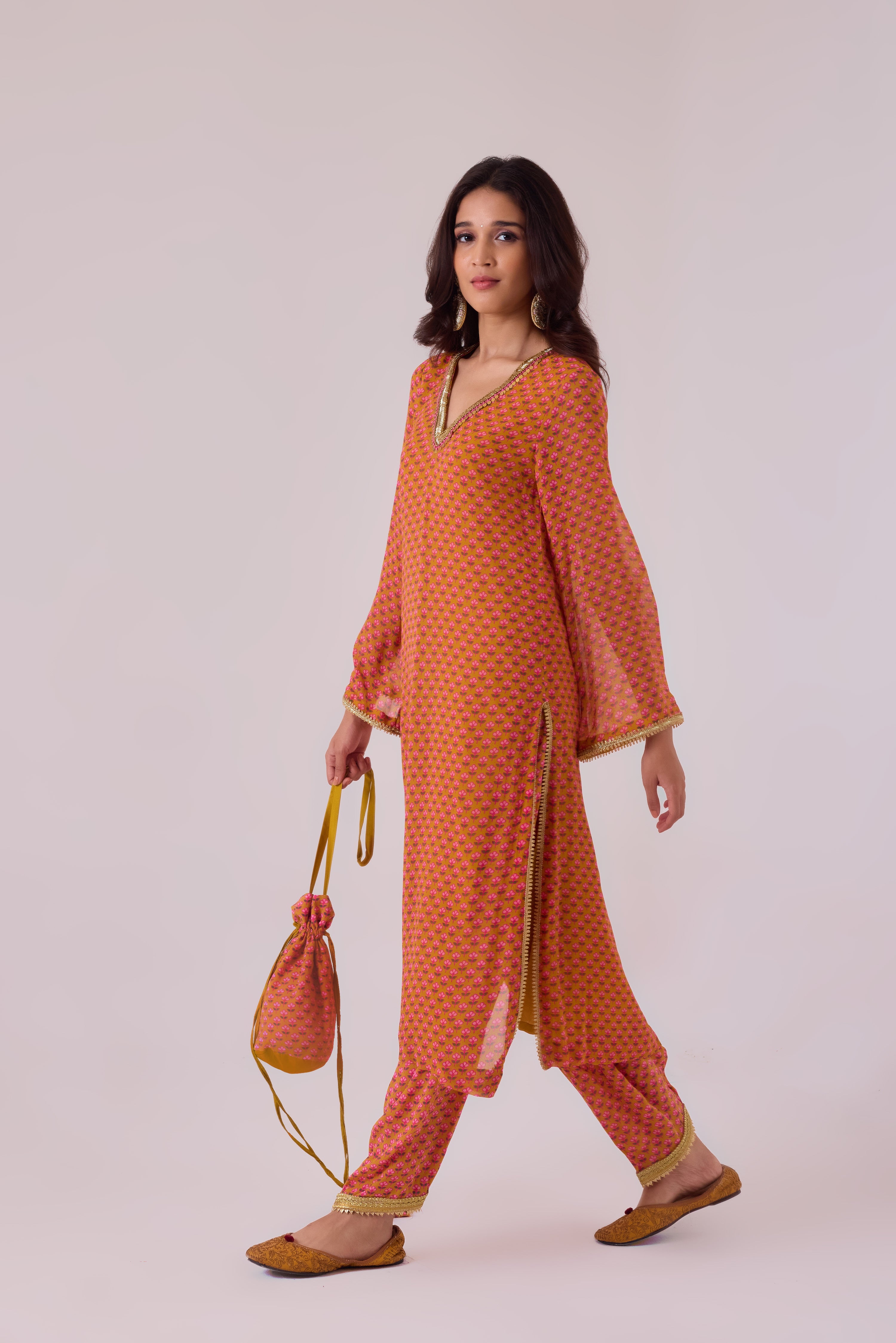 GEORGETTE KURTI  AND CREPE SALWAR