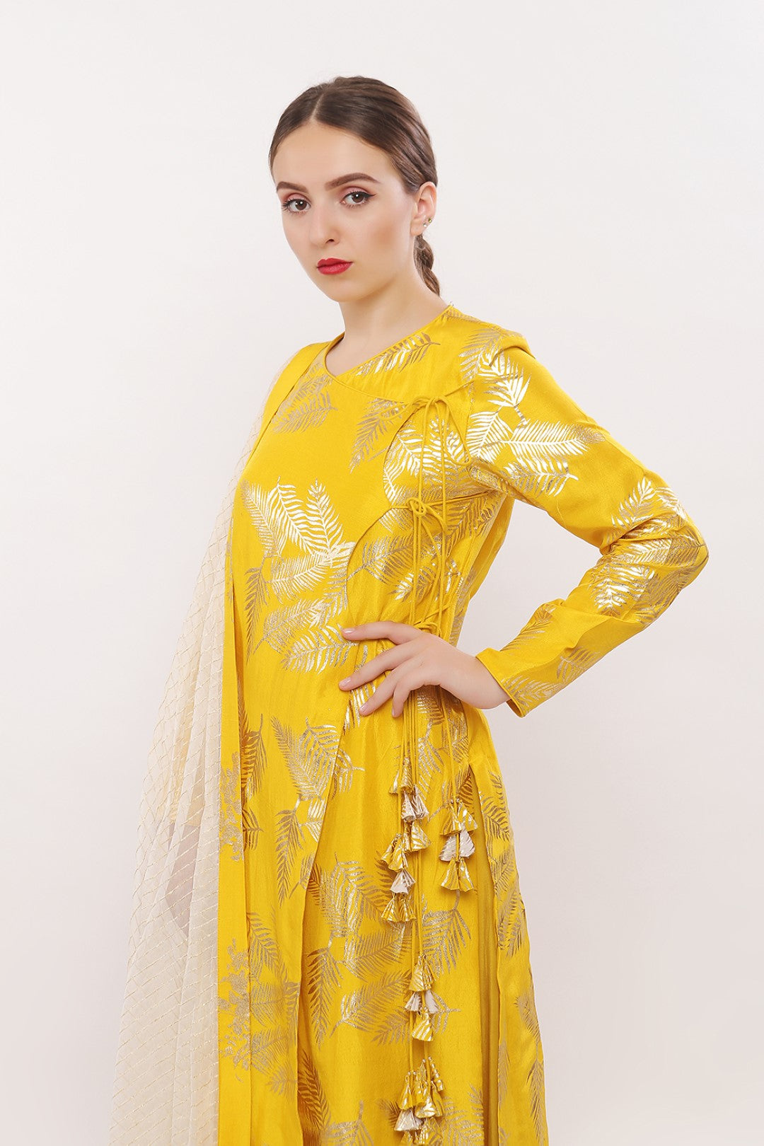 ANGRAKHA STYLE STAIGHT KURTA WITH FRONT OPEN SHARARA AND DUPATTA