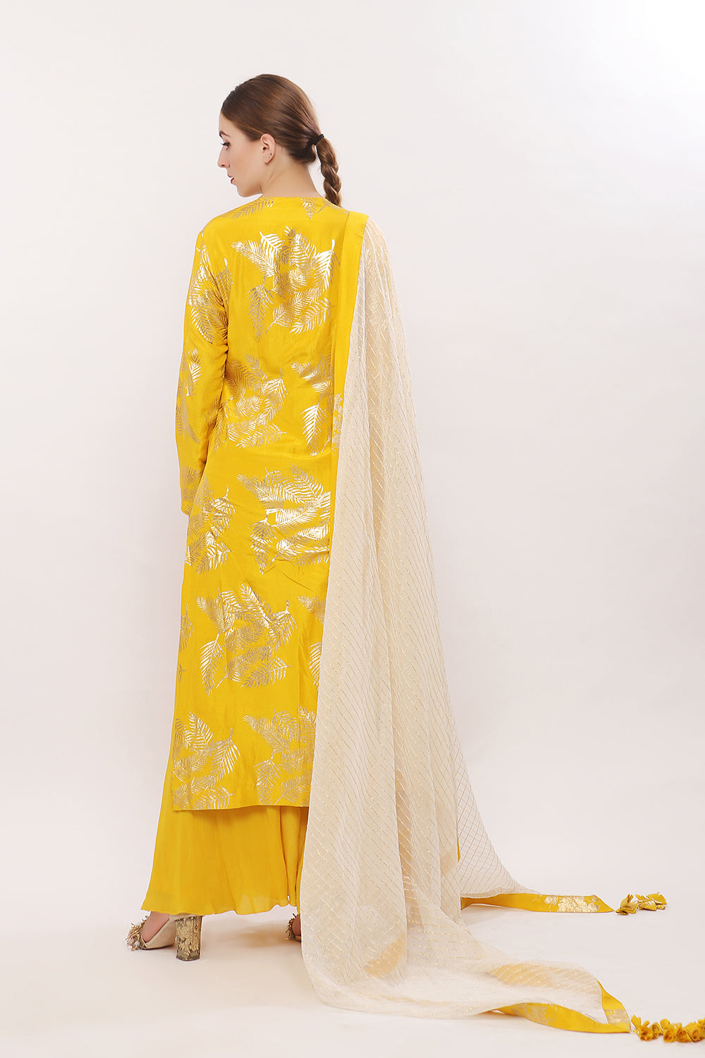 ANGRAKHA STYLE STAIGHT KURTA WITH FRONT OPEN SHARARA AND DUPATTA