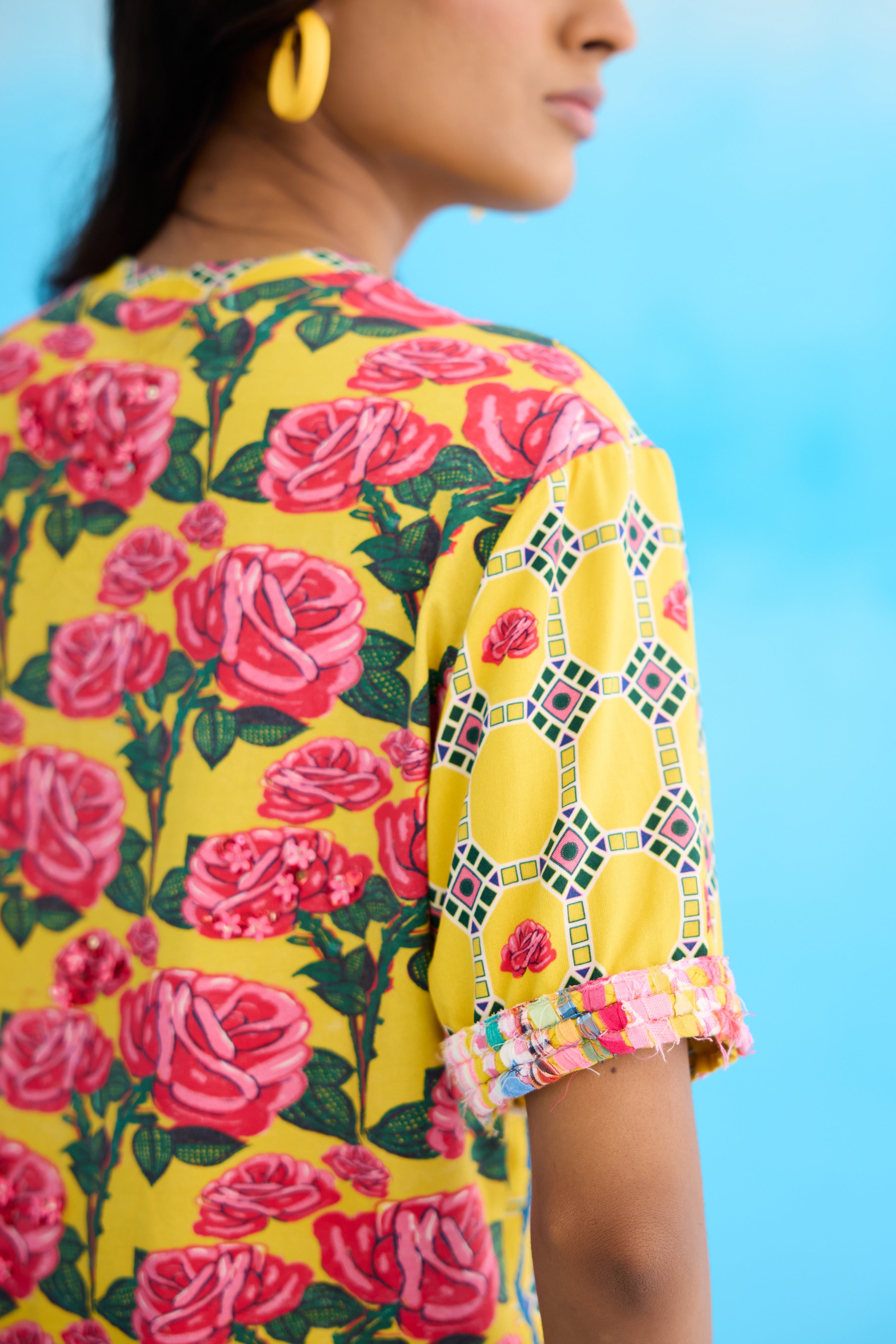 Yellow rose t-shirt