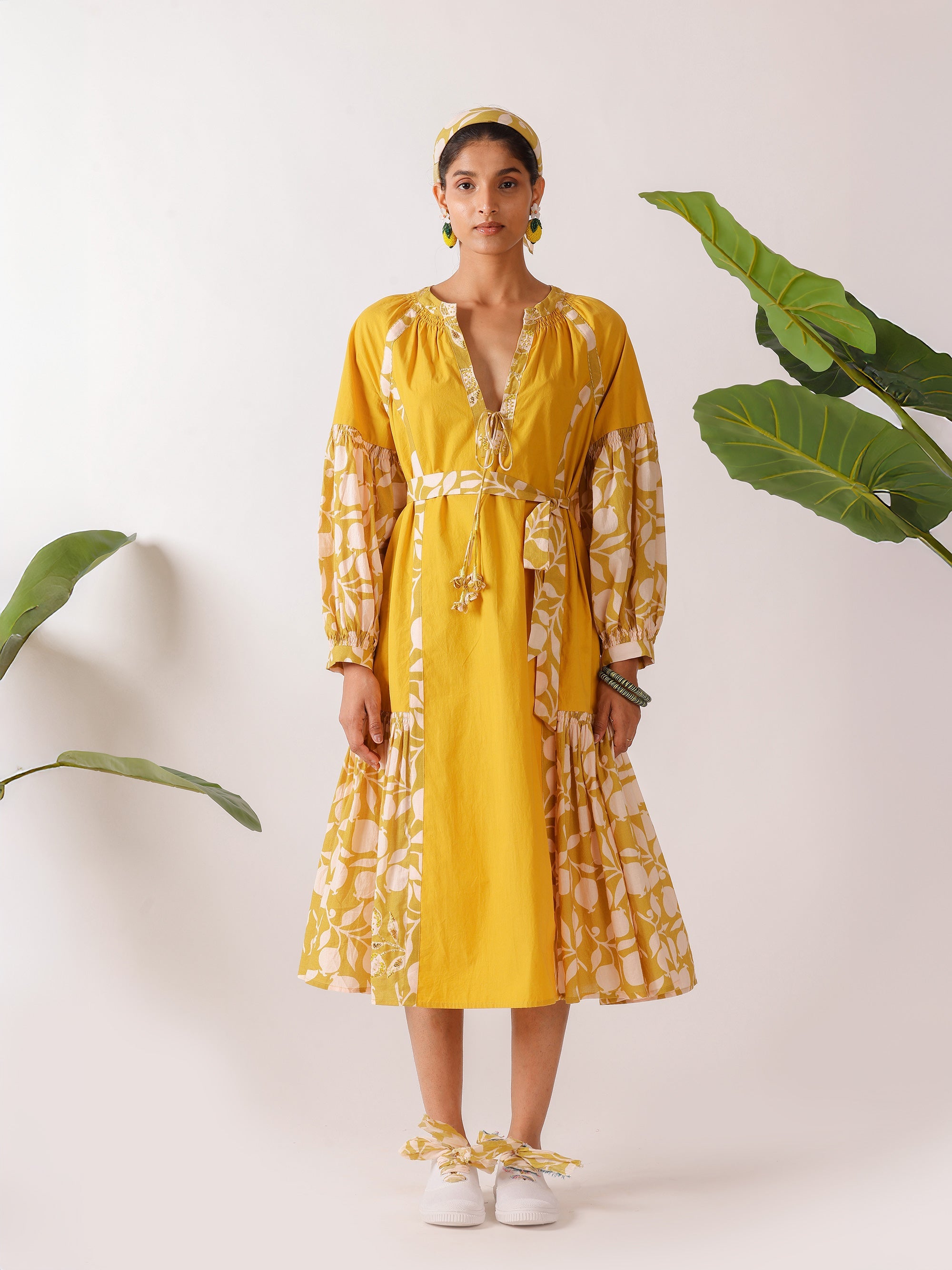 DRESS