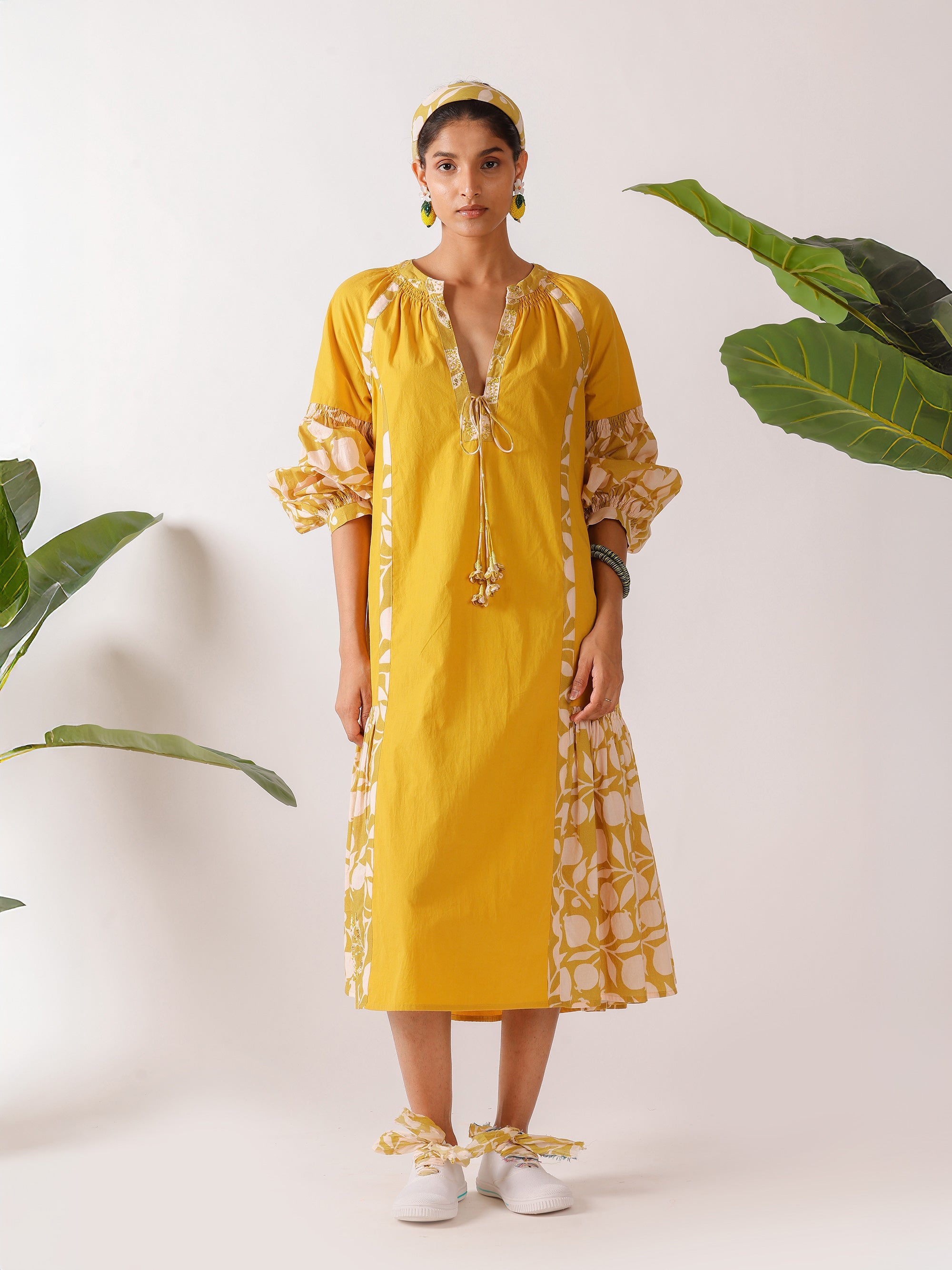 DRESS