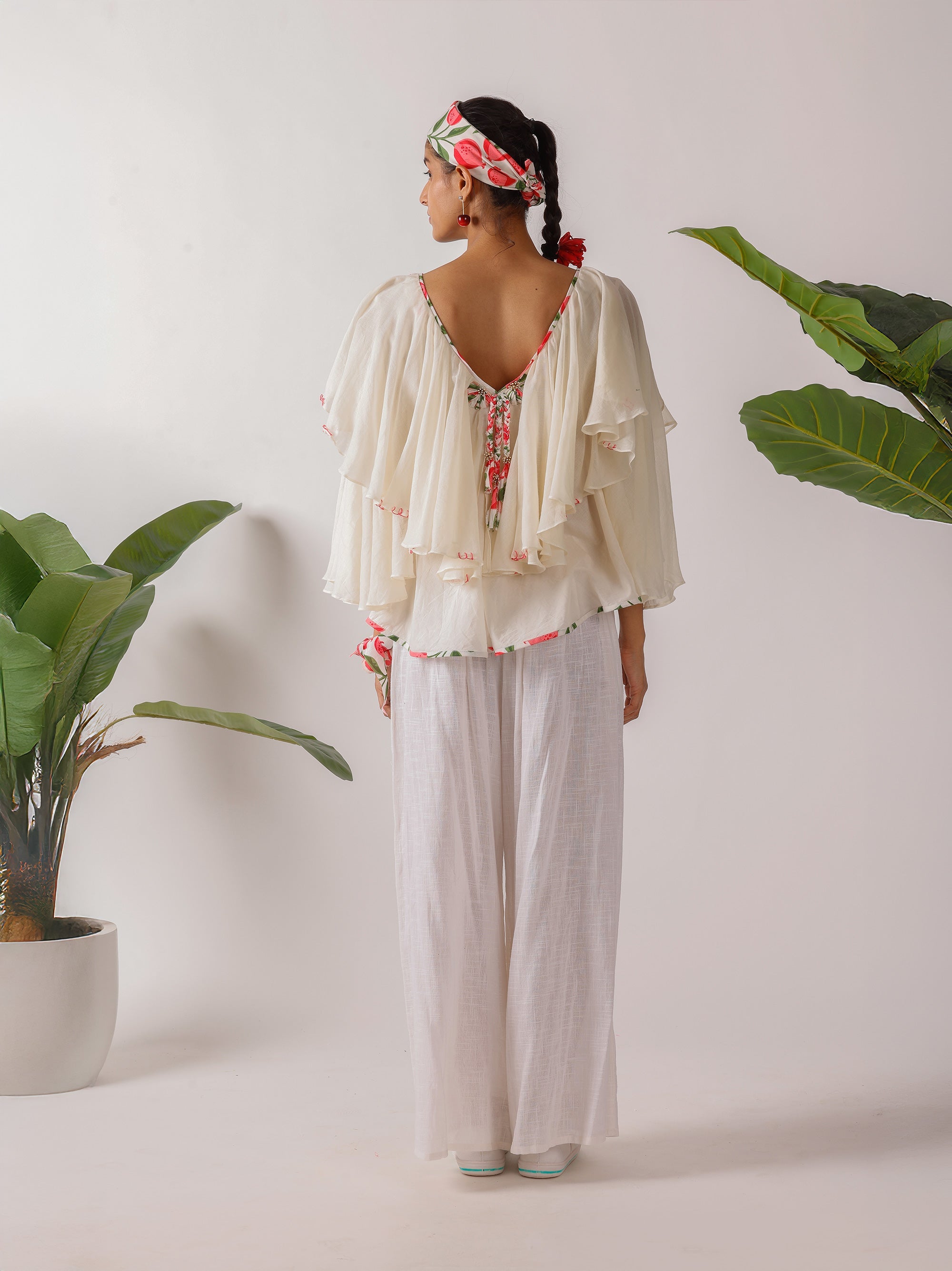RUFFLE TOP