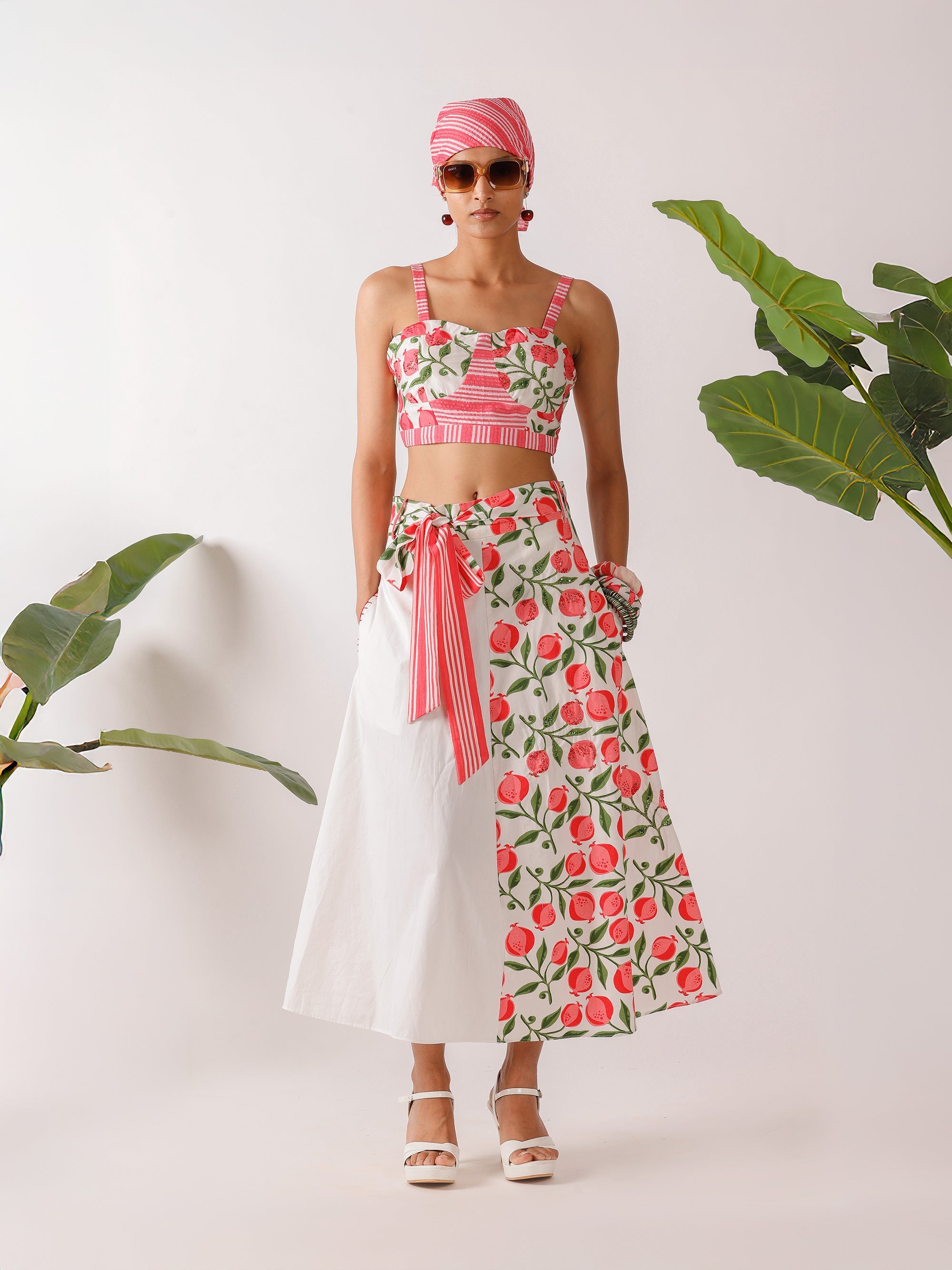 TOP & SKIRT