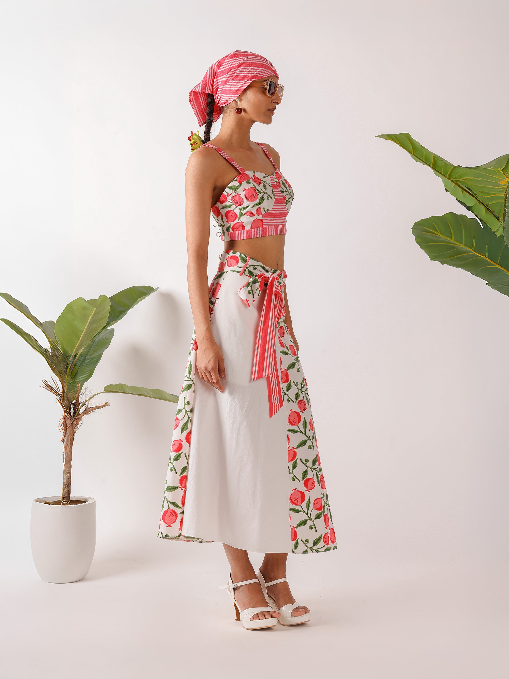 TOP & SKIRT
