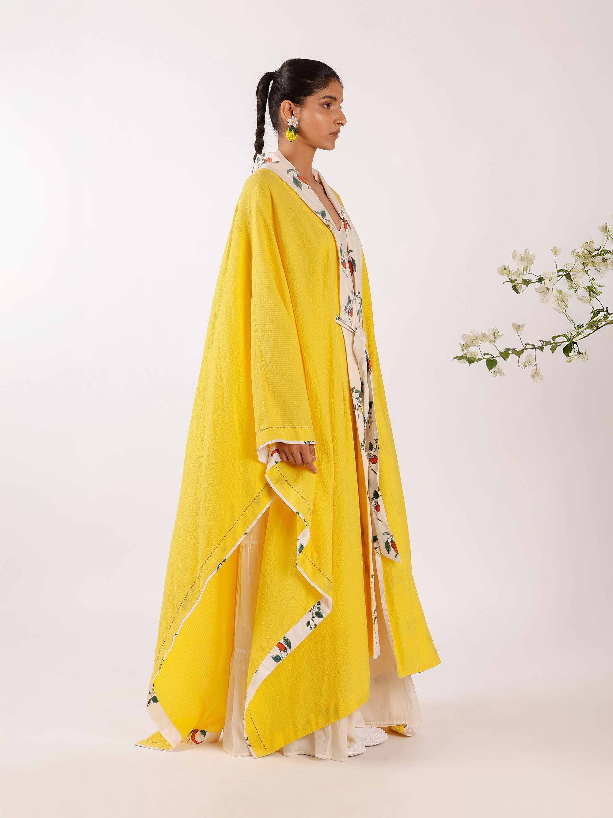 CHILLY PRINT YELLOW SHRUG