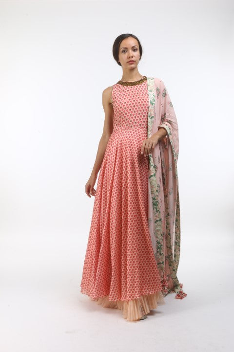Bloom salmon pink poppy printed & embellished chanderi anarkali with churidar and hibiscus & jaal printed and embellished dupatta.