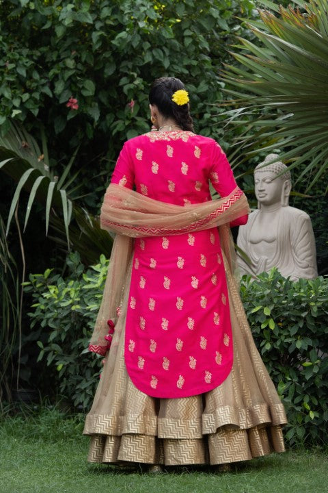 APPLE CUT KURTA WITH LAYERED LEHNGA AND DUPATTA