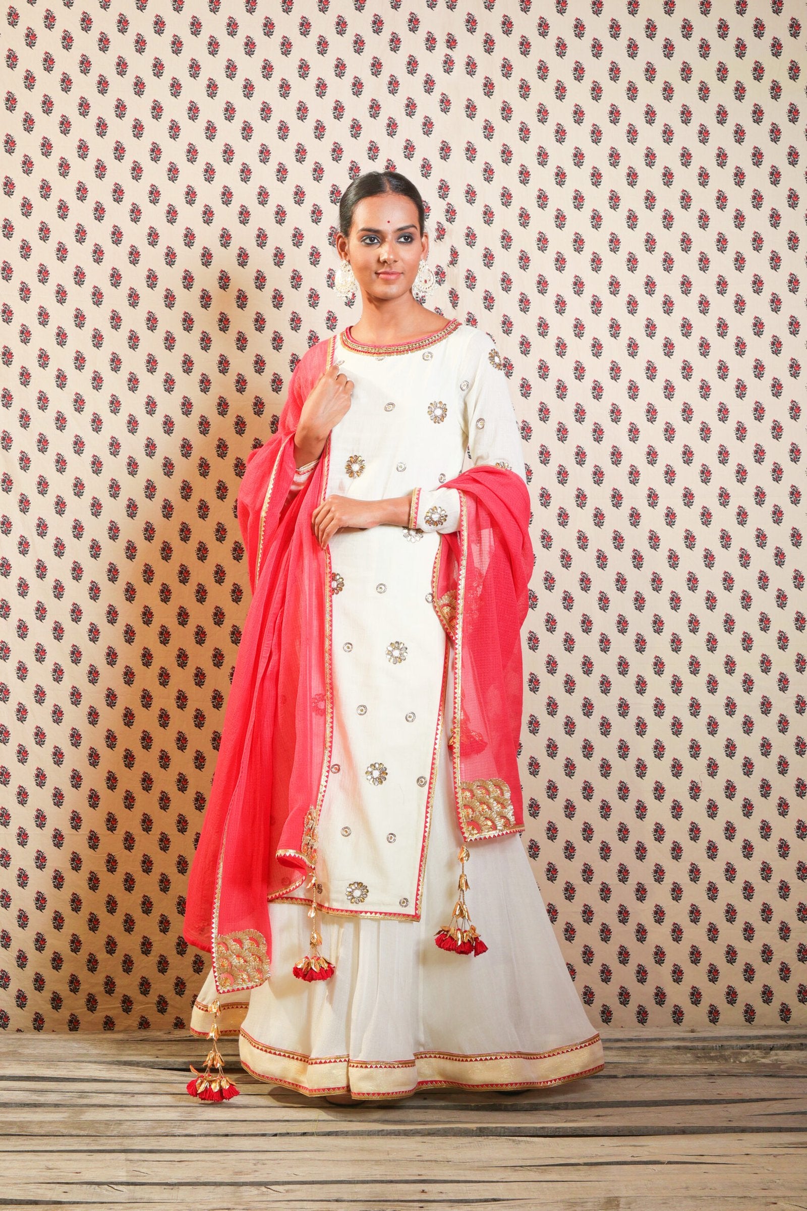 Ivory hand woven jamdani cotton kurta set with skirt and red dupatta